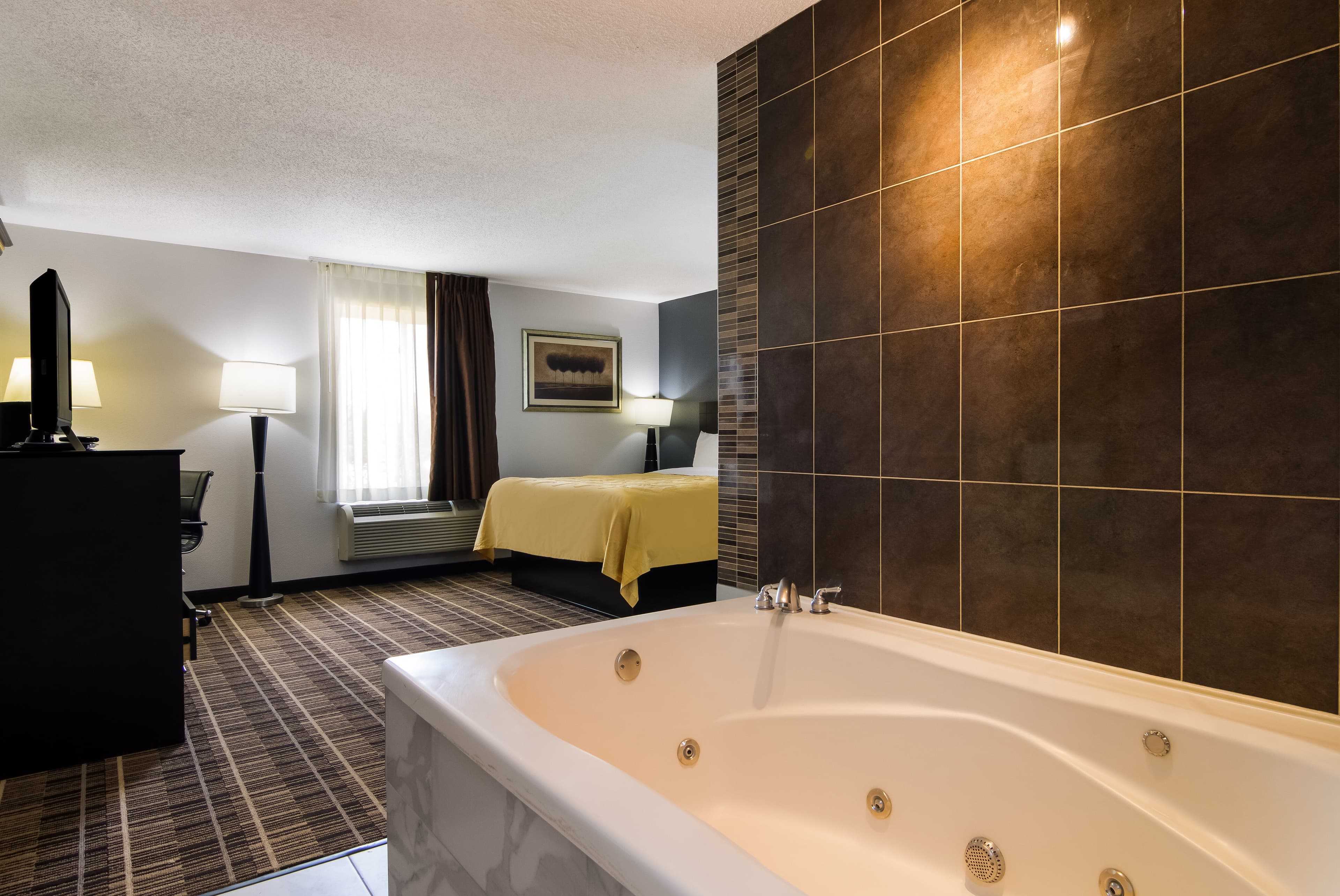 Quality Inn Aurora - Naperville Area — 9