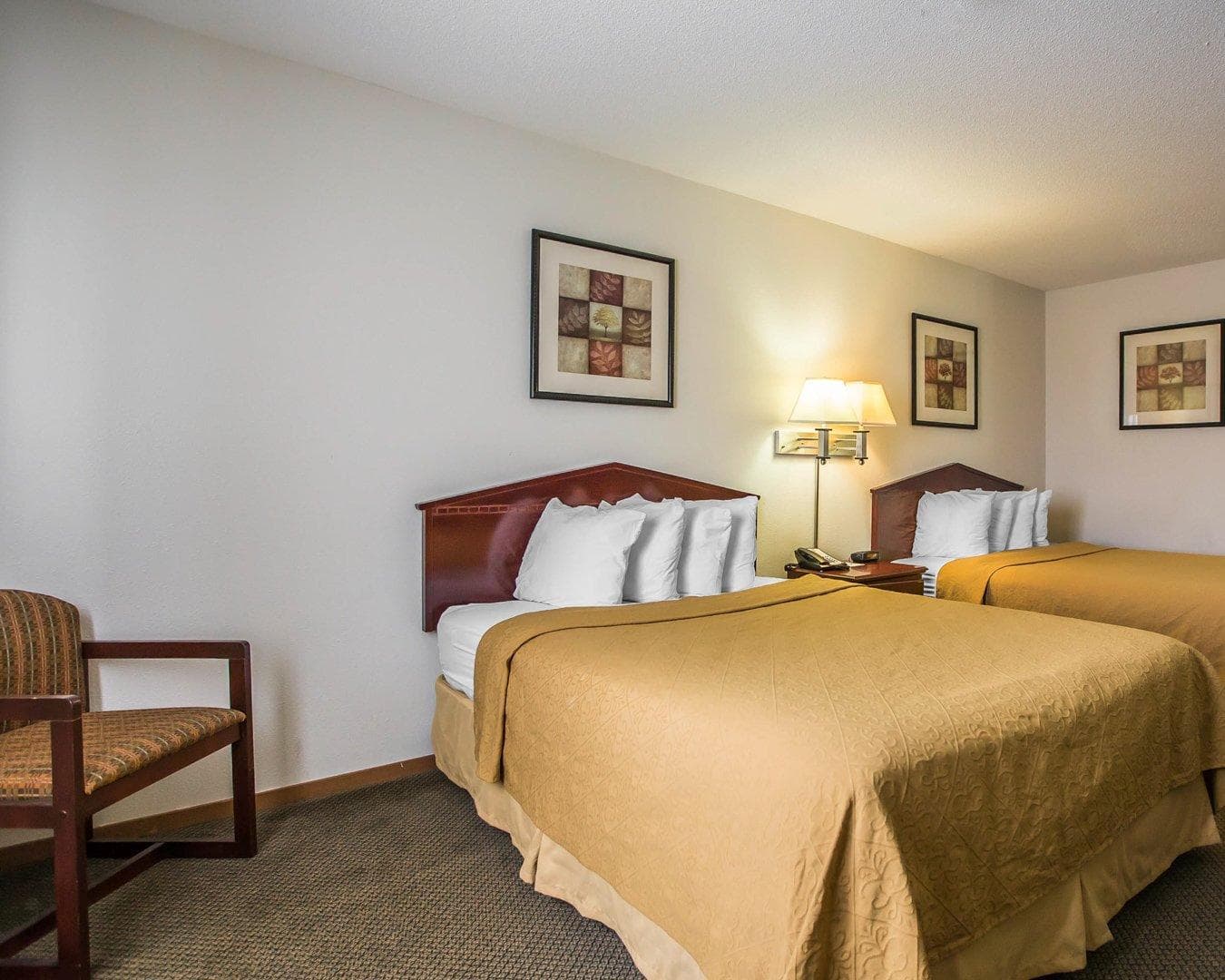 Quality Inn Peru near Starved Rock State Park — 8