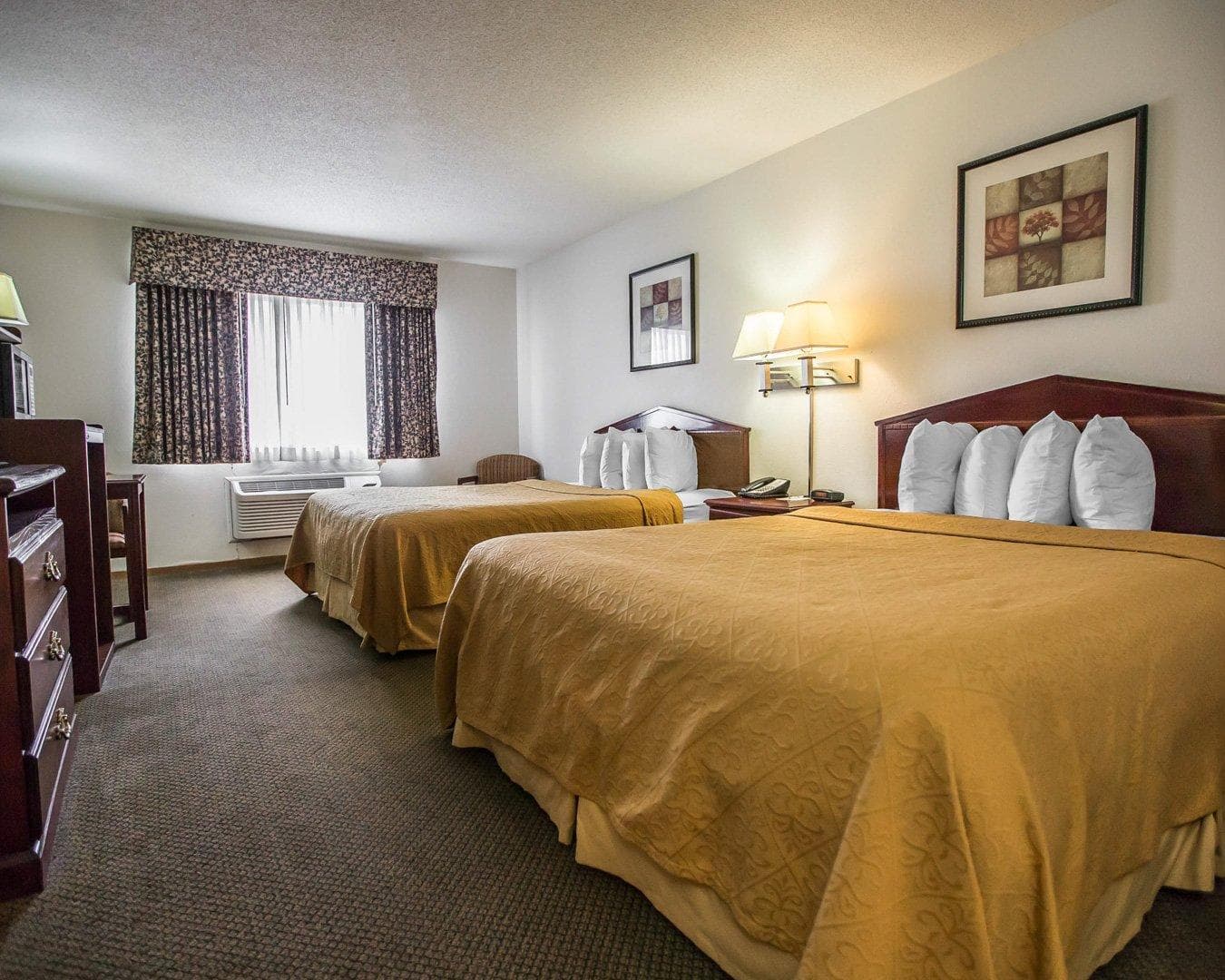 Quality Inn Peru near Starved Rock State Park — 9