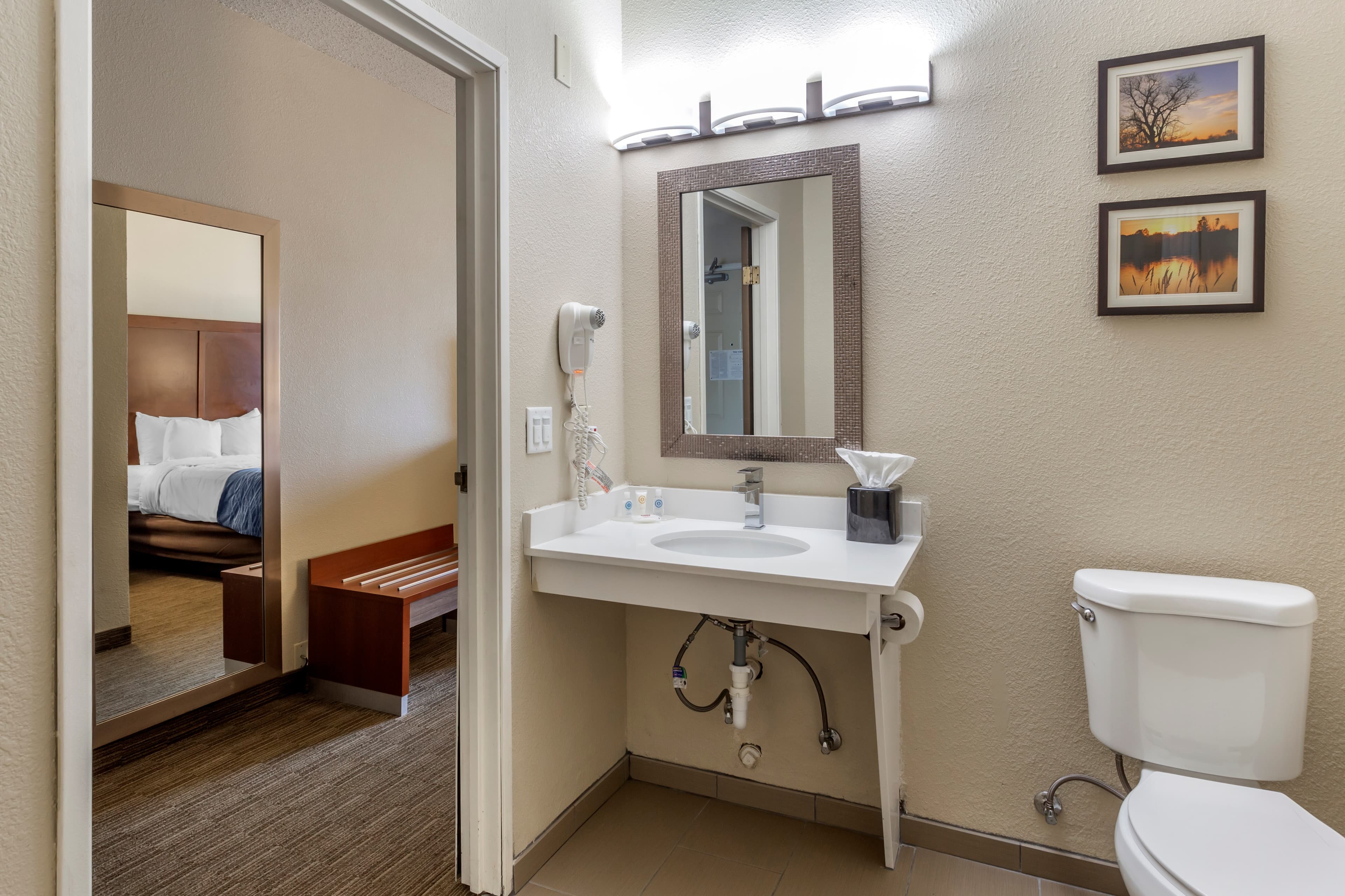Comfort Inn Rockford near Casino District — 8