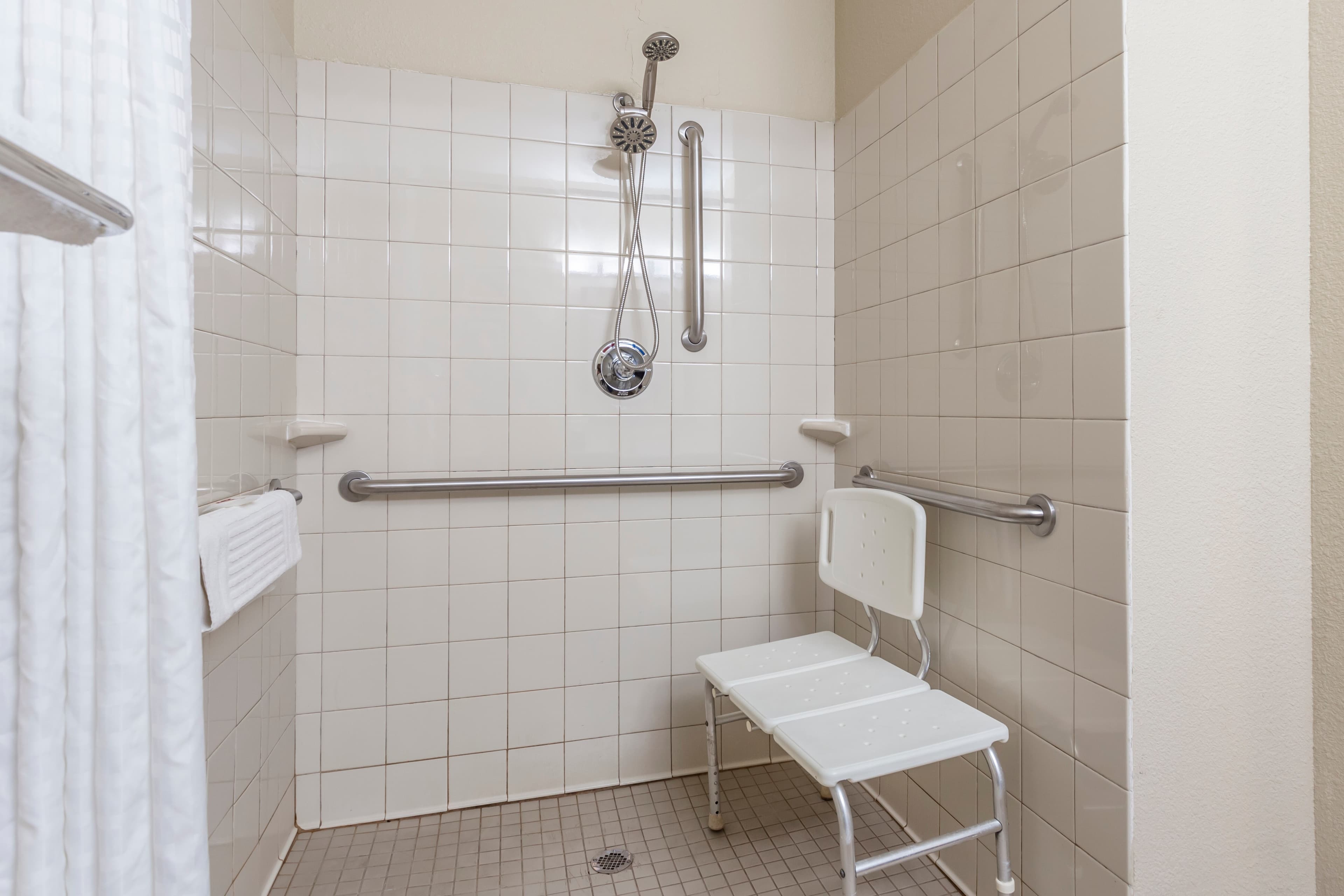 Comfort Inn Rockford near Casino District — 10