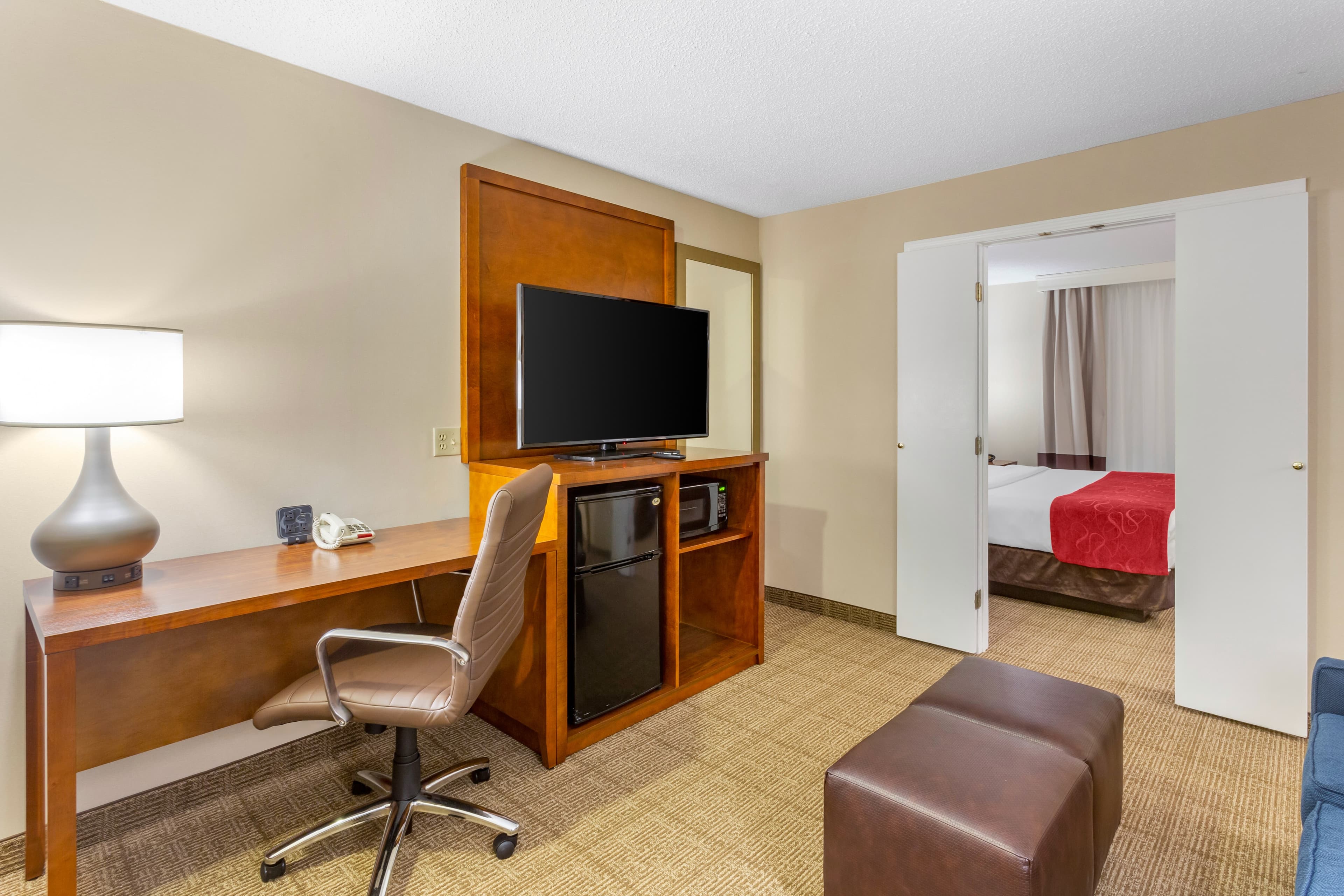 Comfort Suites Oakbrook Terrace near Oakbrook Center — 10