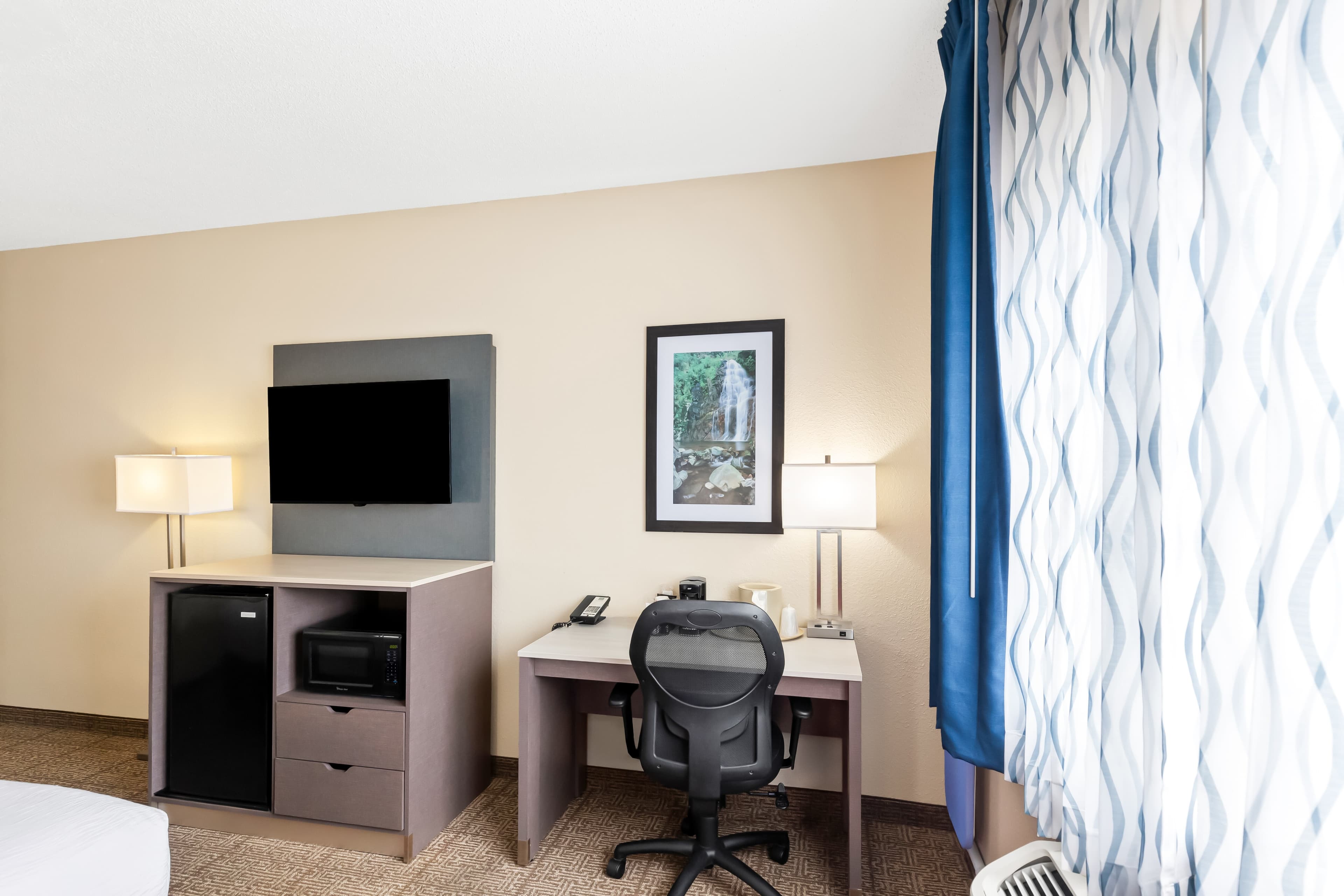 Quality Inn & Suites Springfield Southwest near I-72 — 9