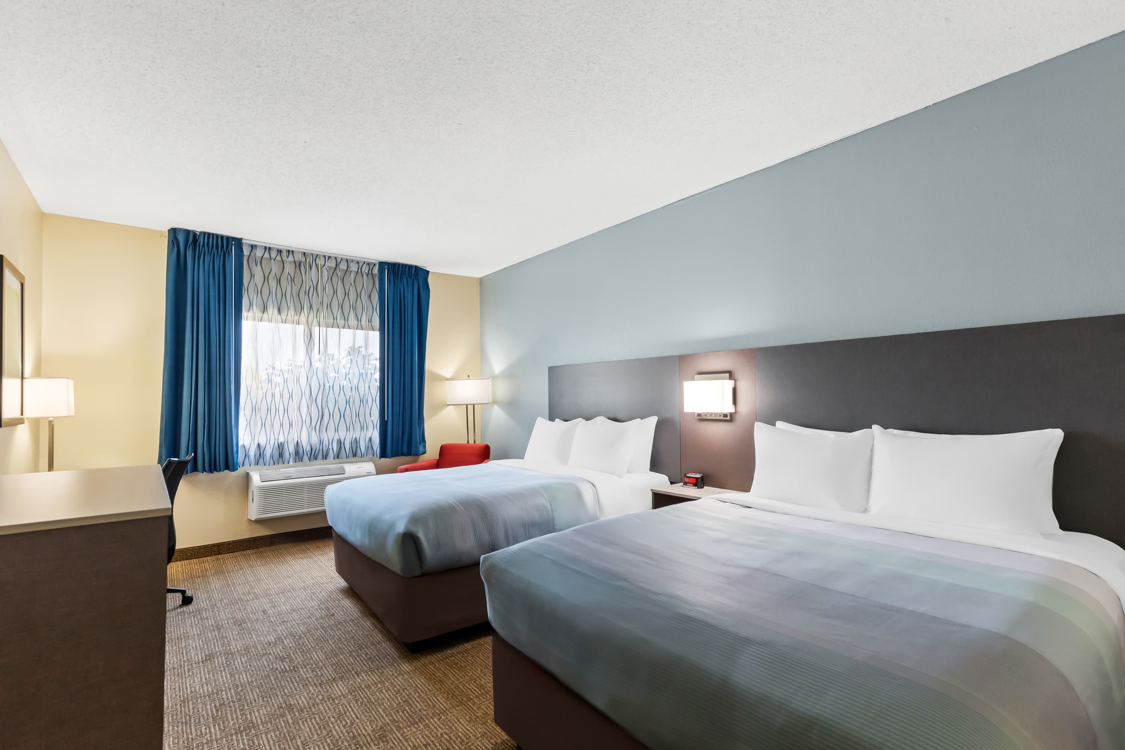 Quality Inn & Suites Springfield Southwest near I-72 — 25