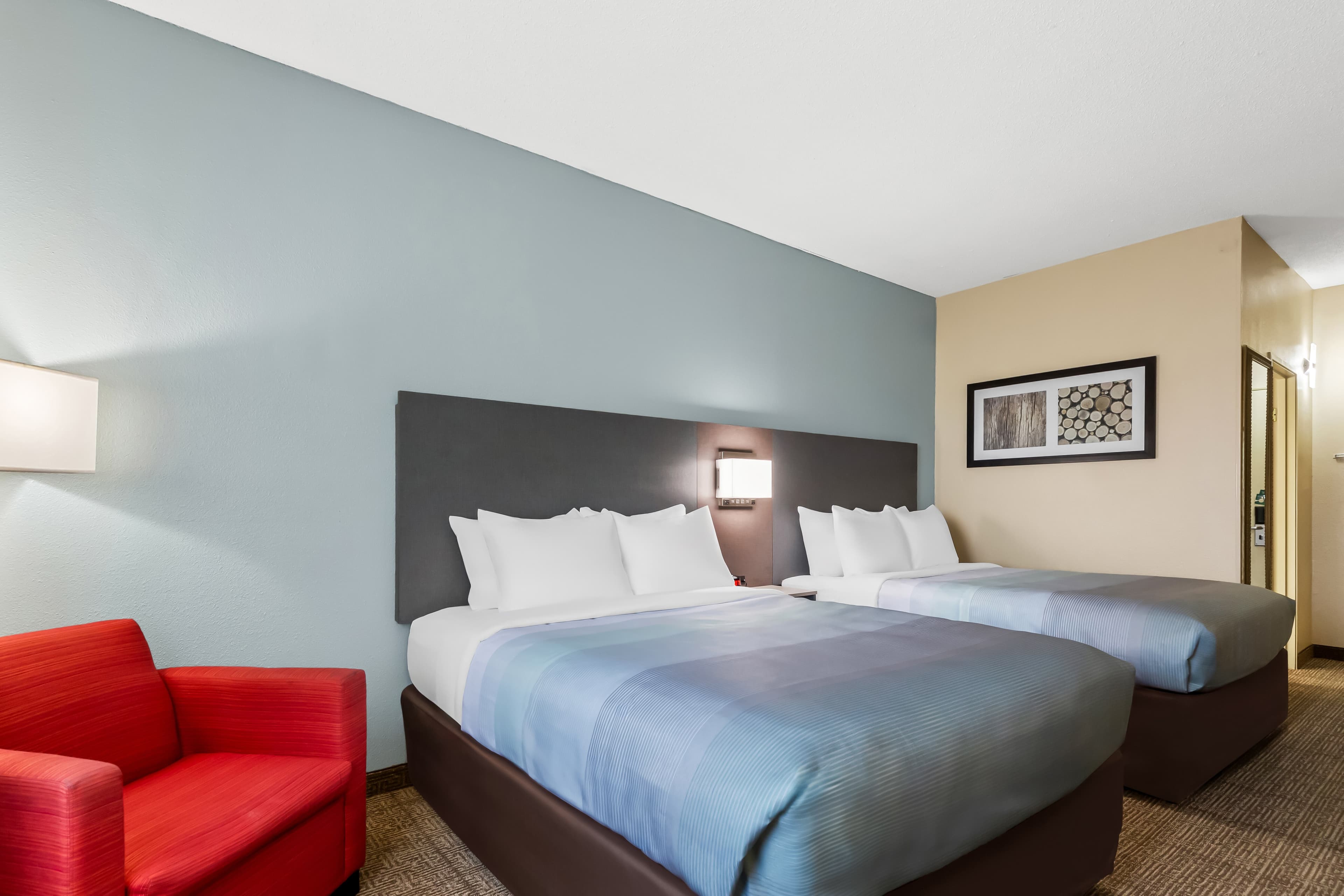 Quality Inn & Suites Springfield Southwest near I-72 — 26