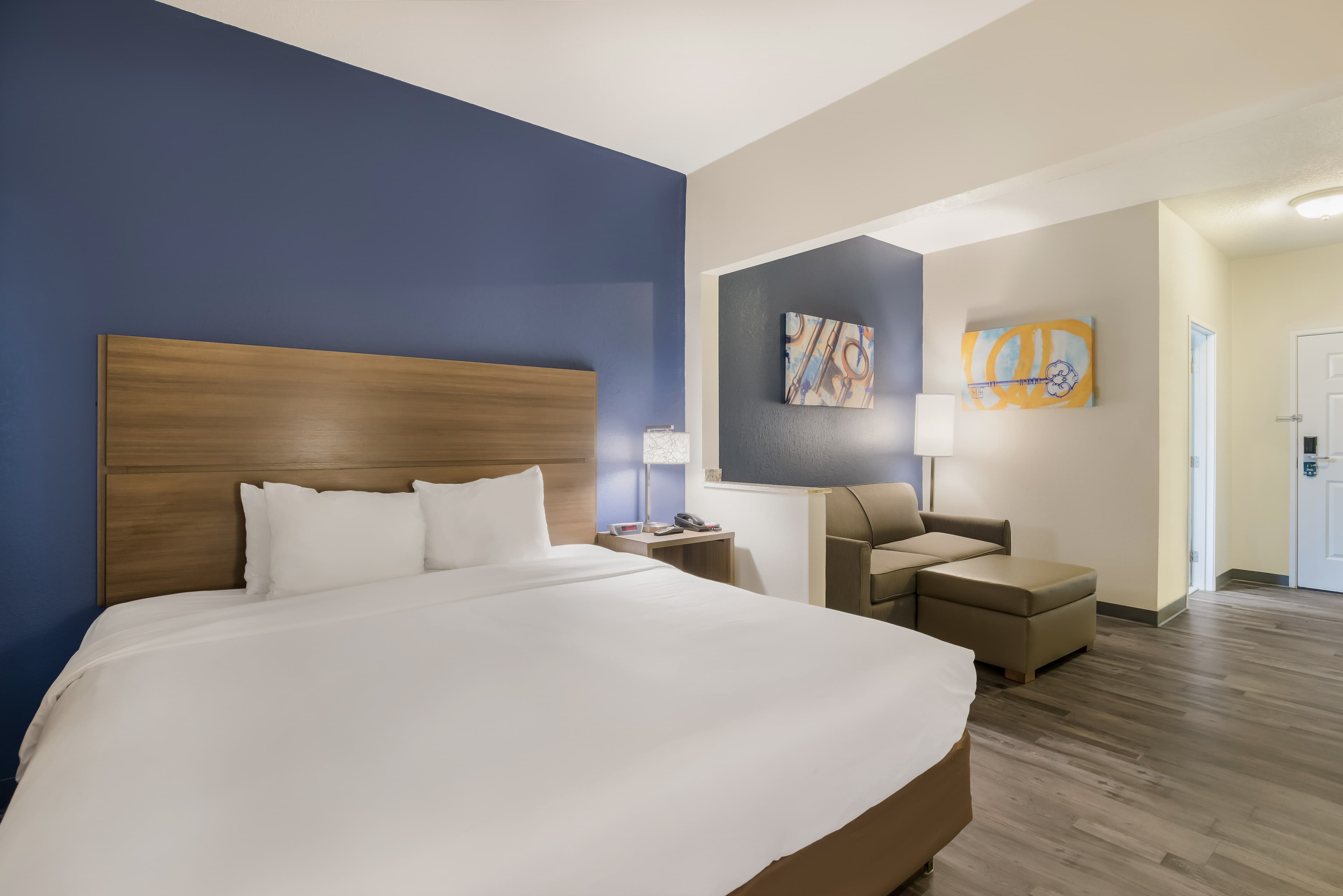 MainStay Suites Joliet I-55 - Image 5