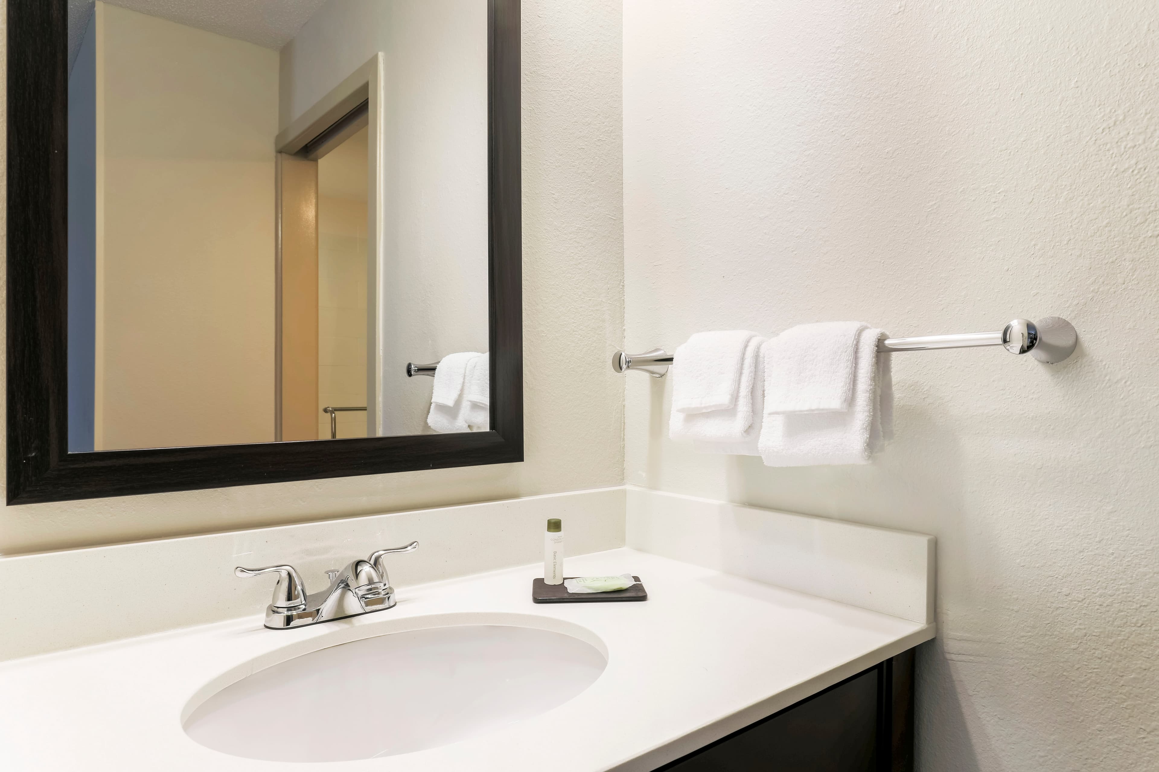 Sleep Inn Midway Airport — 8