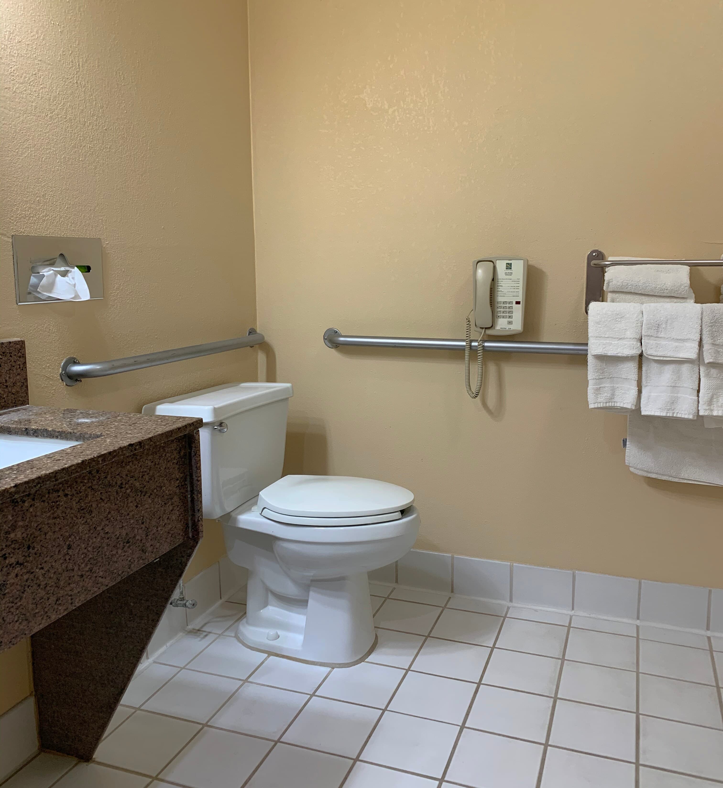Quality Inn Ottawa near Starved Rock State Park - Image 3