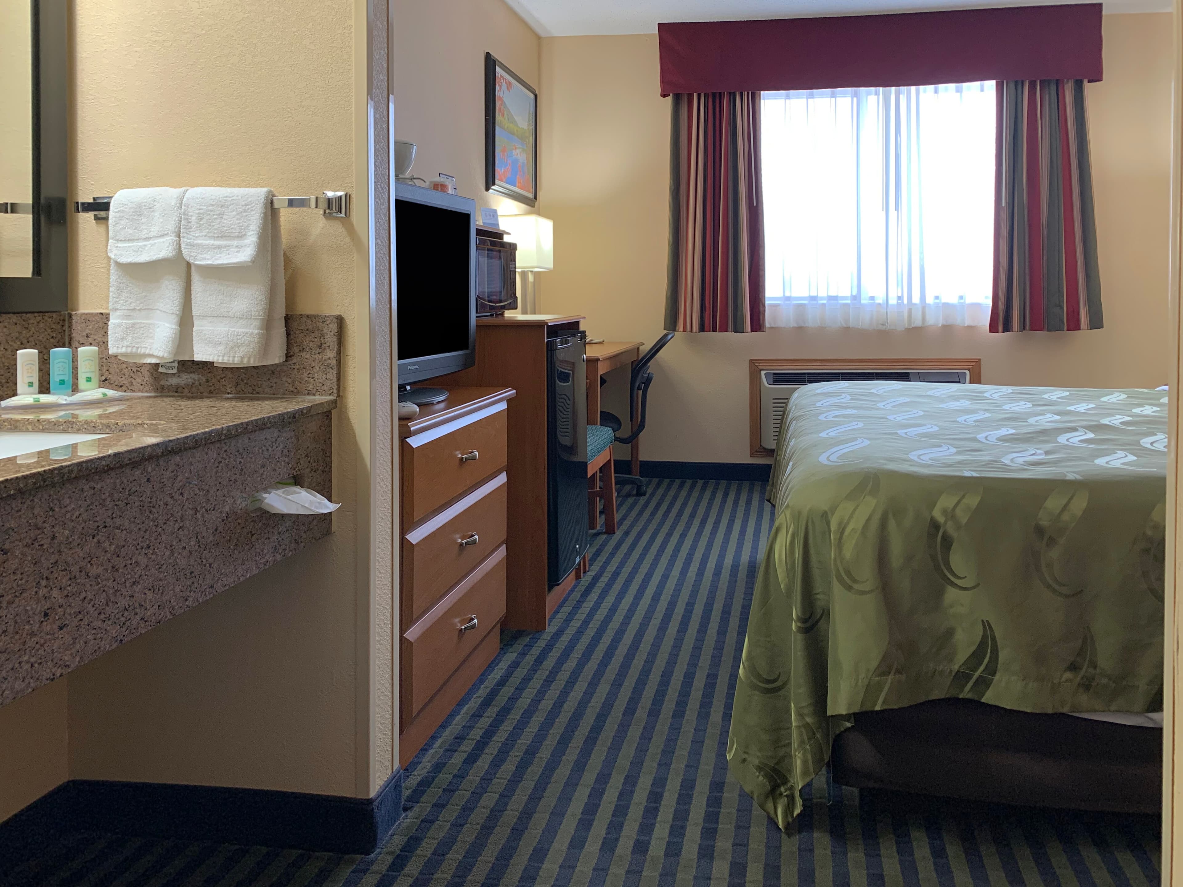 Quality Inn Ottawa near Starved Rock State Park — 13