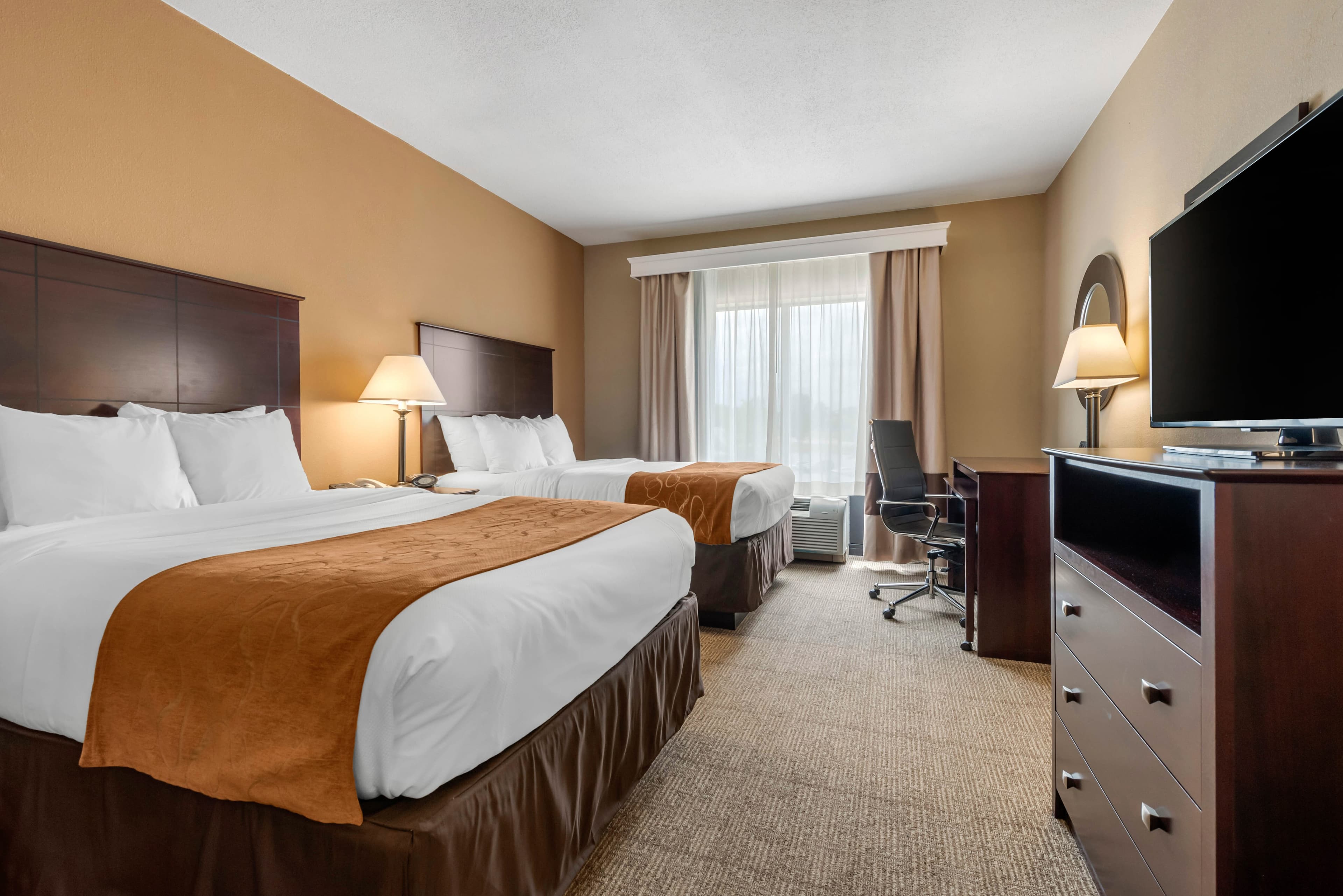 Comfort Suites near Route 66 — 8