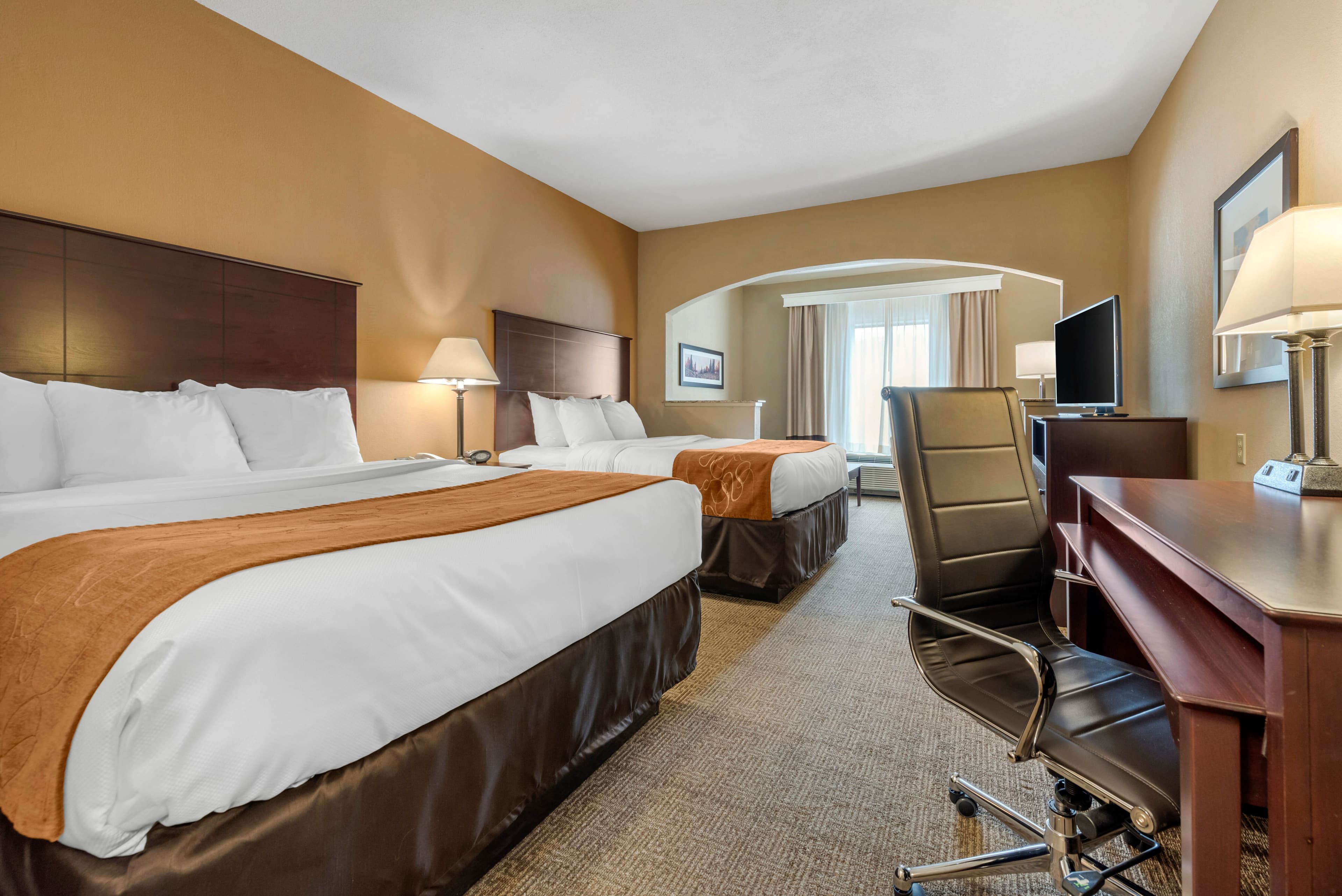 Comfort Suites near Route 66 — 17
