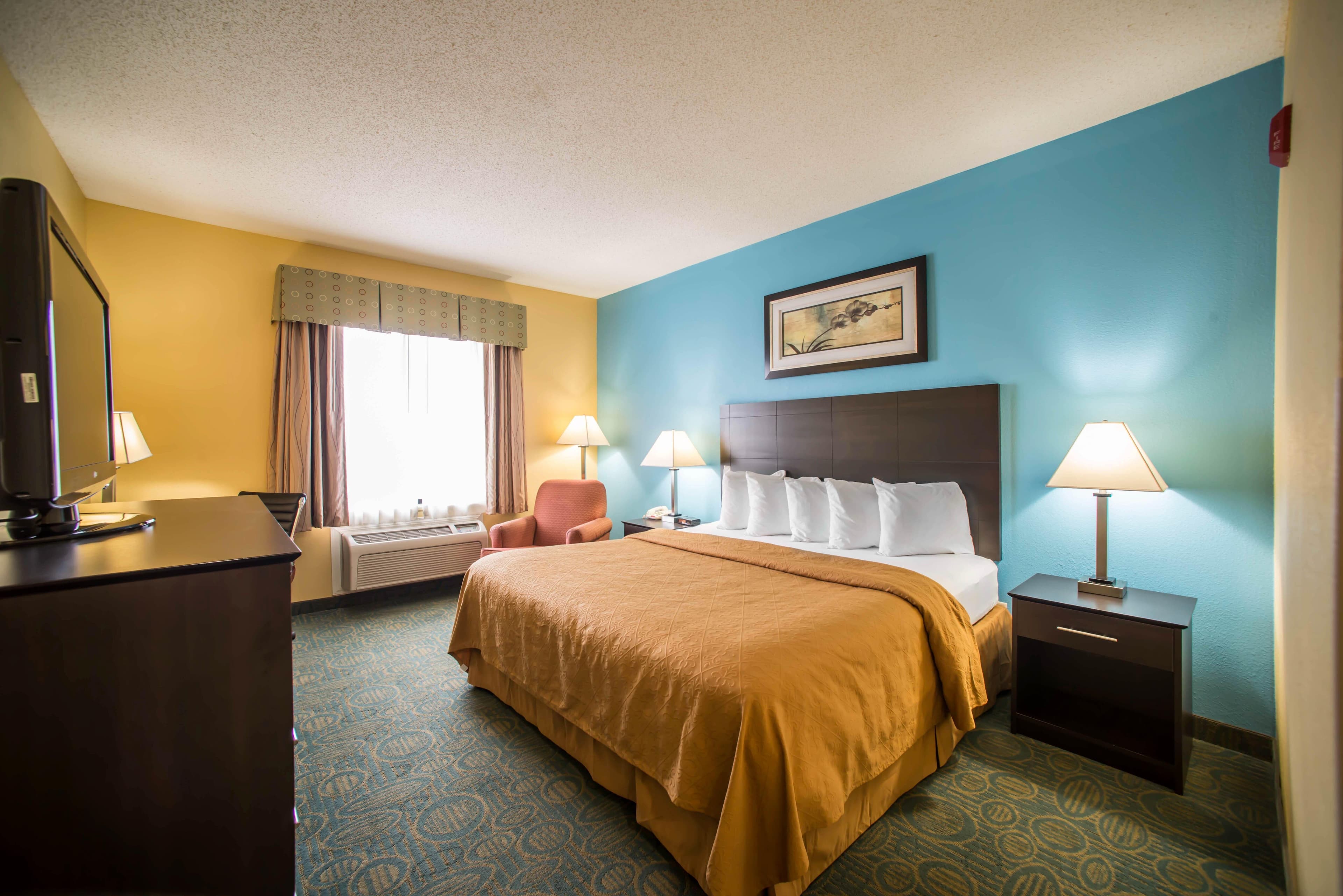Quality Inn Litchfield Route 66 - Image 1