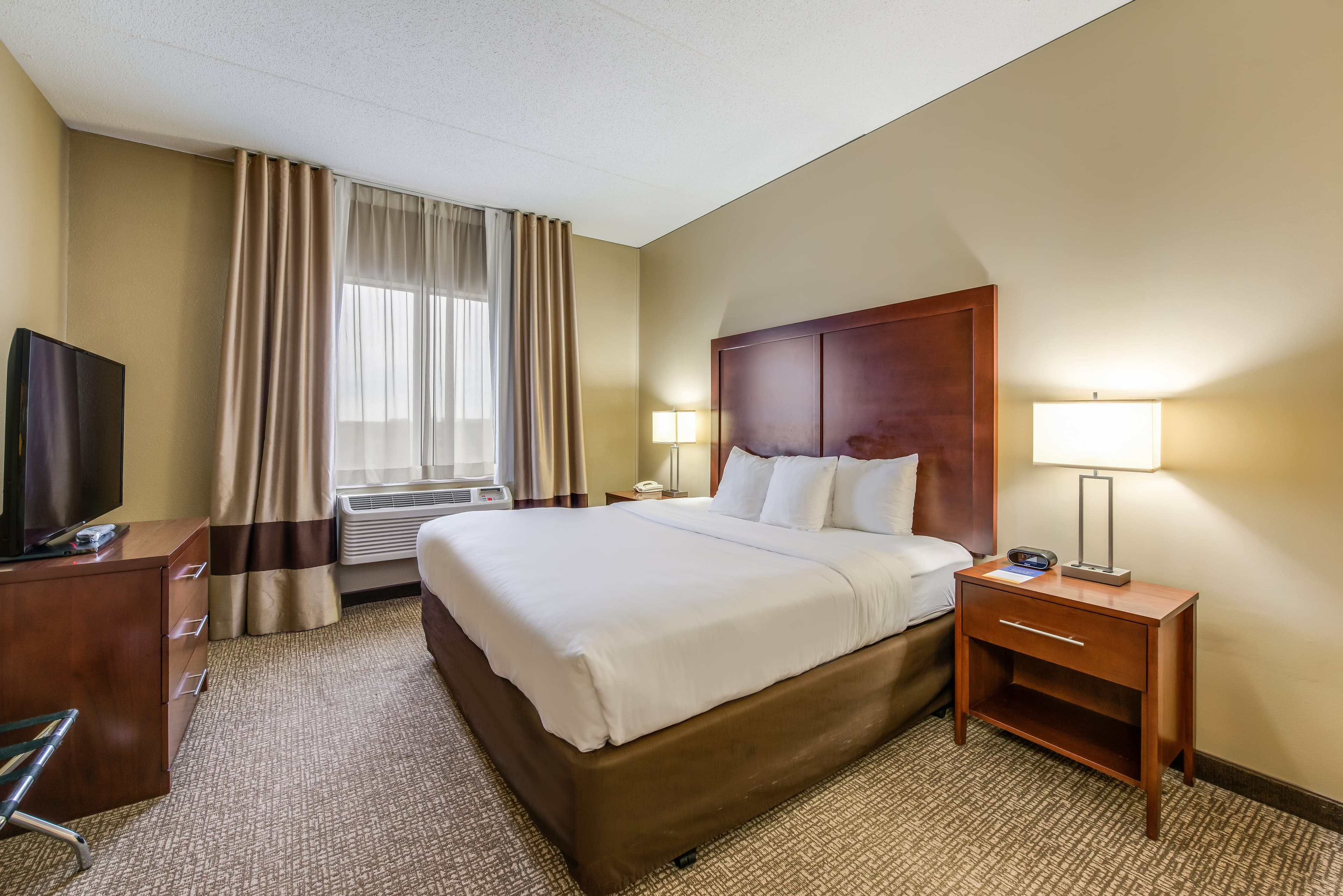 Comfort Suites Chicago O'Hare Airport - Image 4