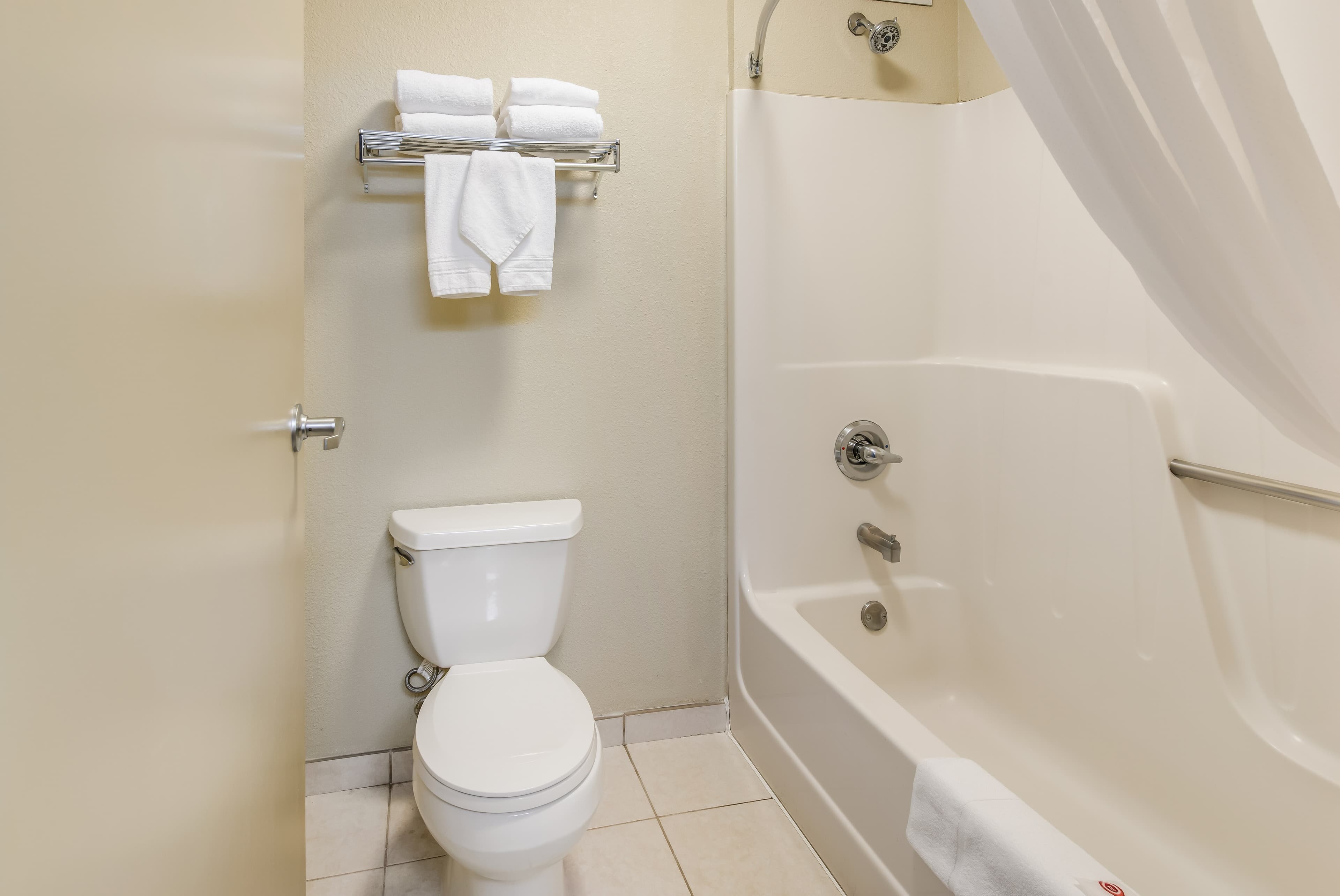 Comfort Suites Chicago O'Hare Airport - Image 5