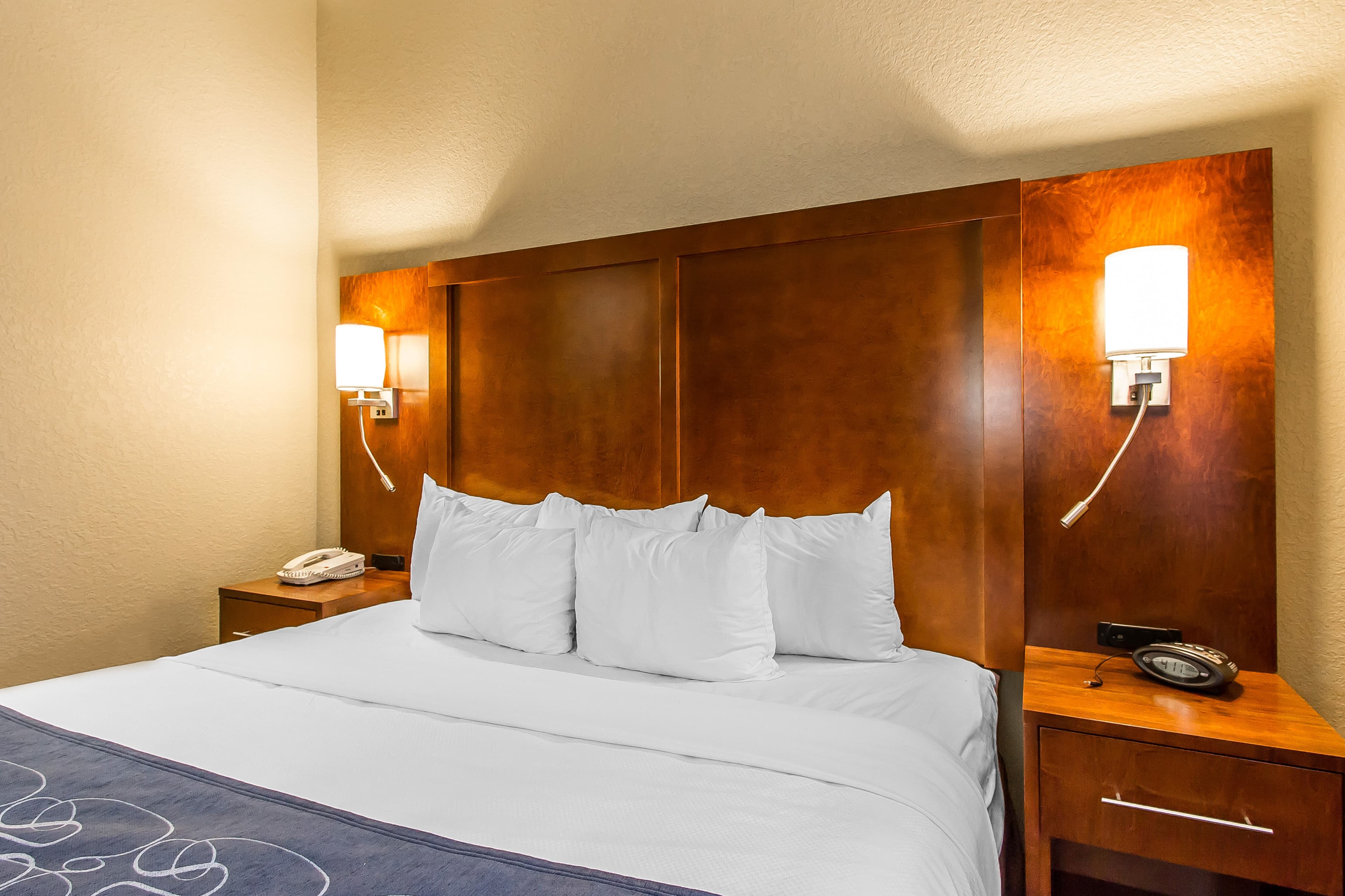 Comfort Suites Mattoon East — 7