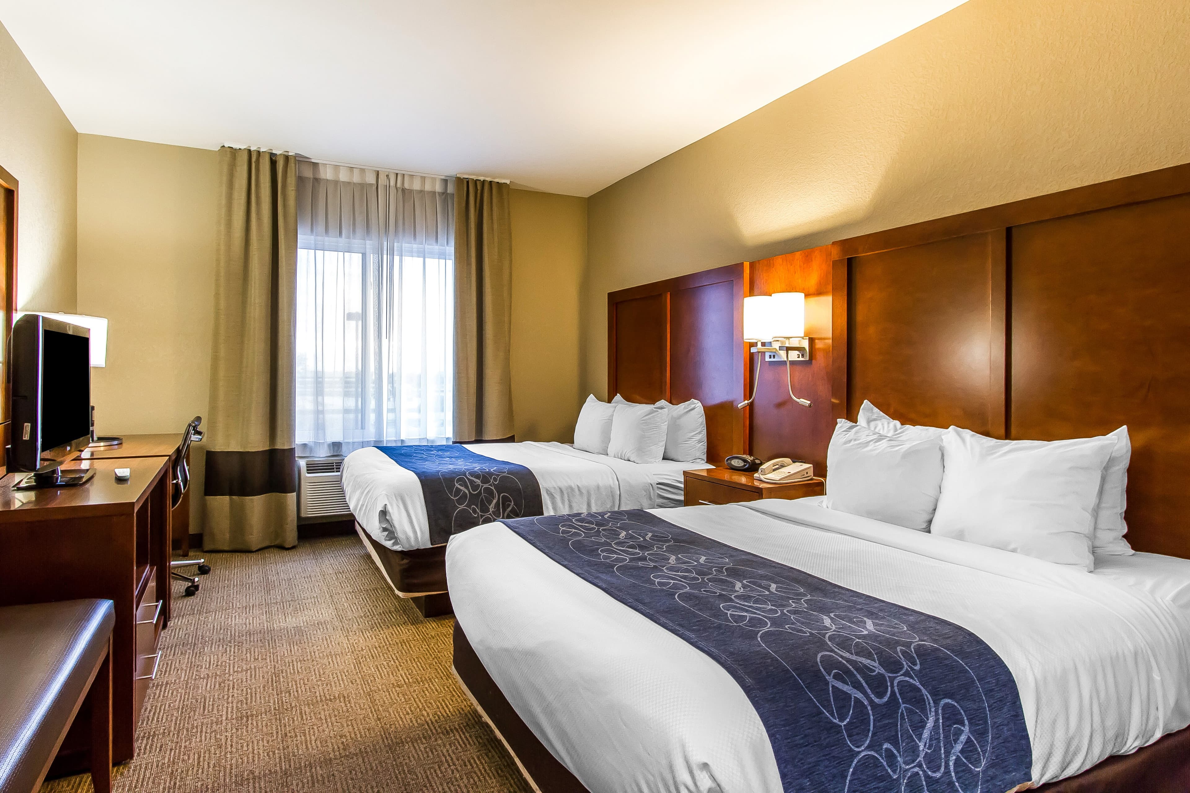 Comfort Suites Mattoon East — 19