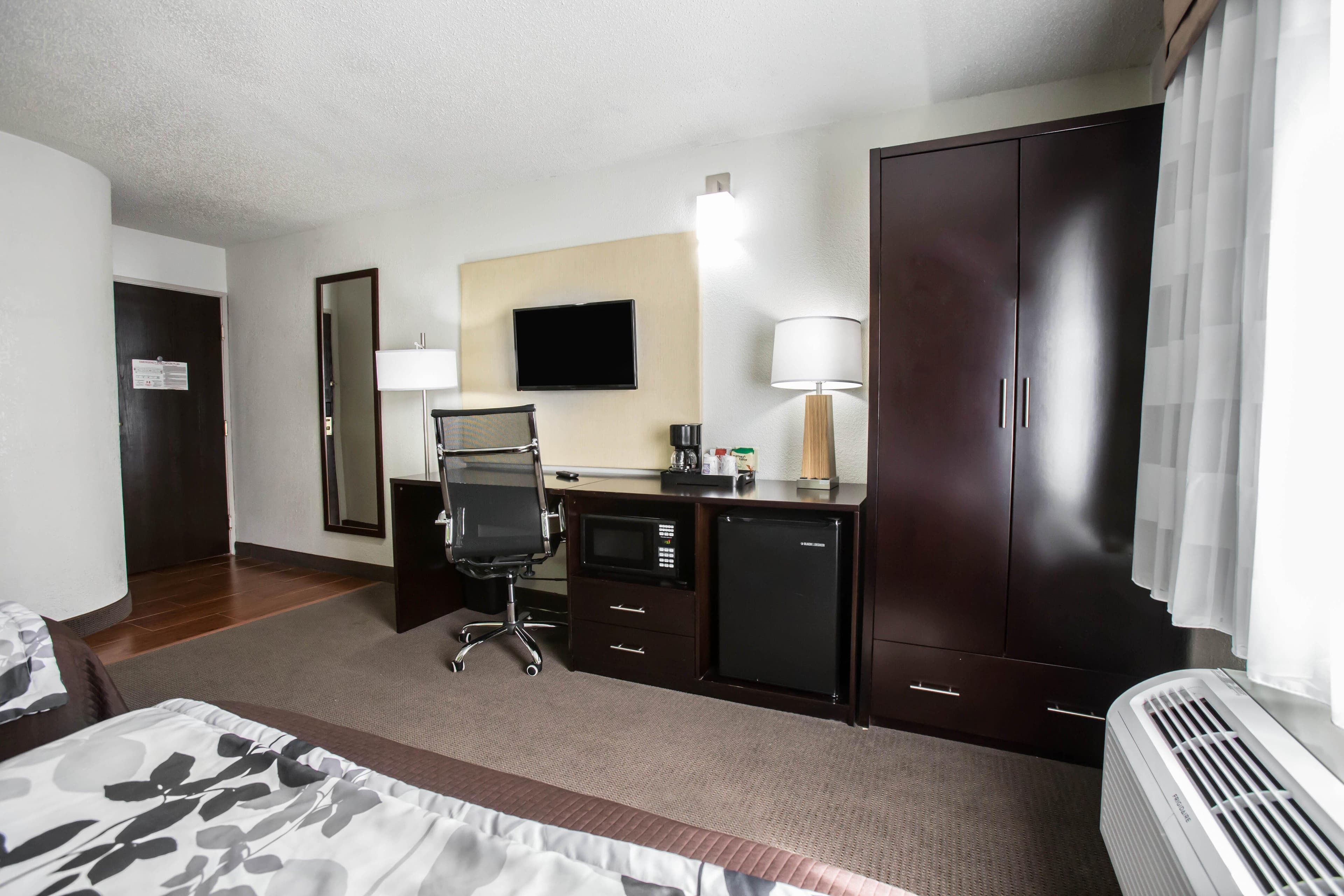 Sleep Inn Rockford I-90 — 7