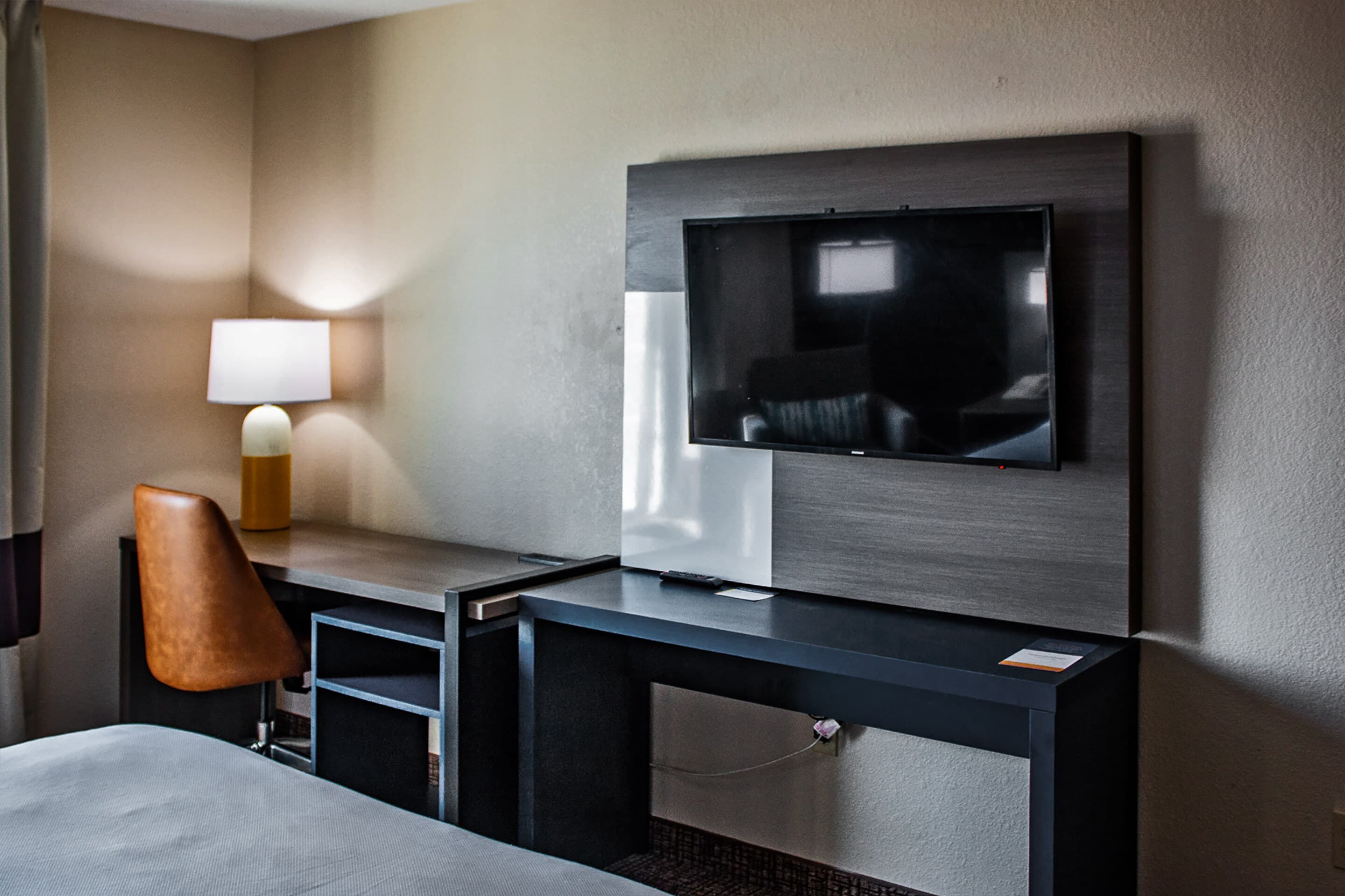 Comfort Inn & Suites Geneva- West Chicago — 22