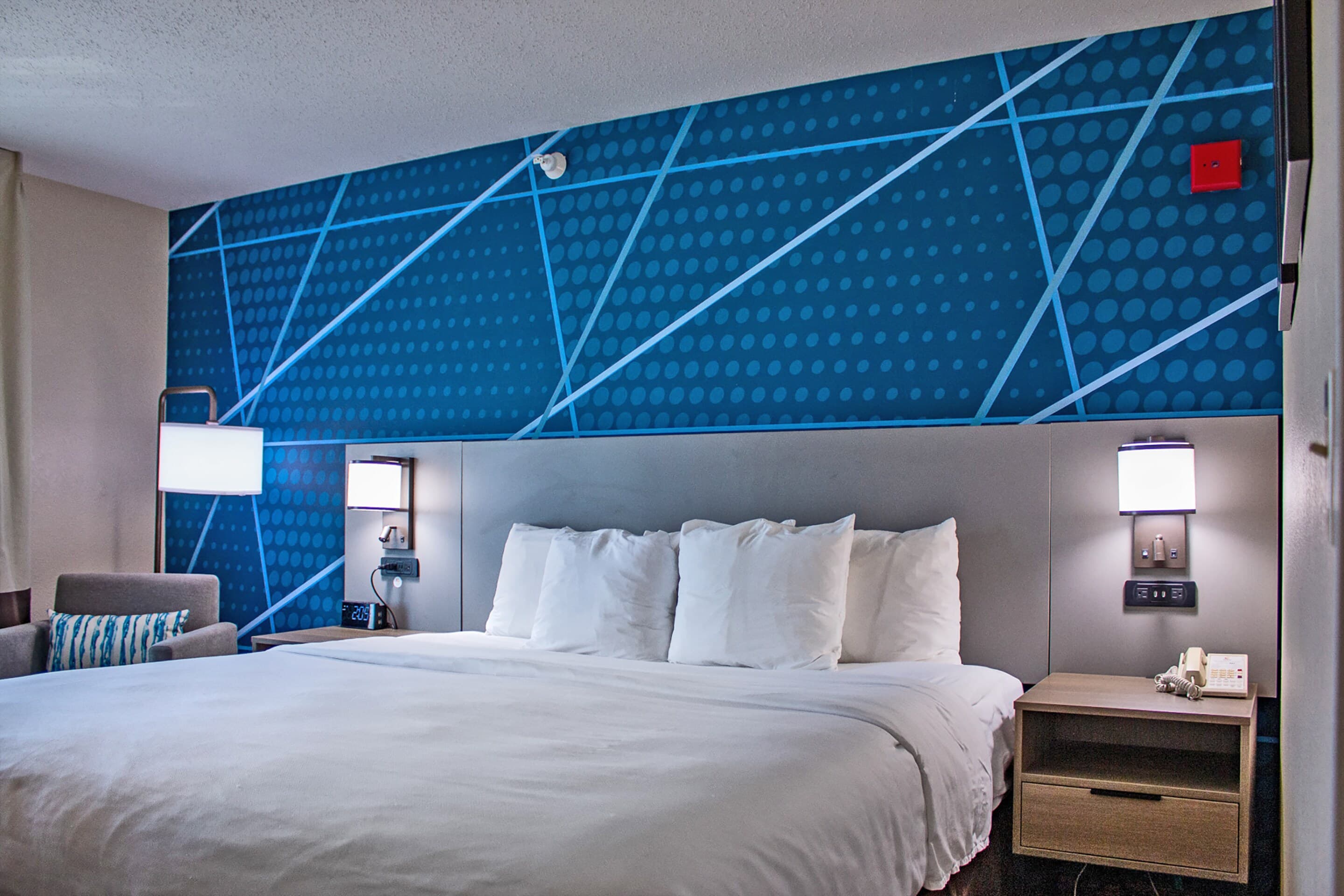 Comfort Inn & Suites Geneva- West Chicago - Image 5