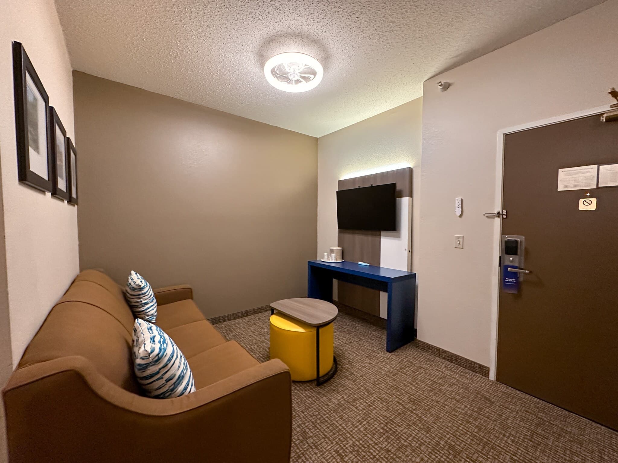 Comfort Inn & Suites Geneva- West Chicago — 14