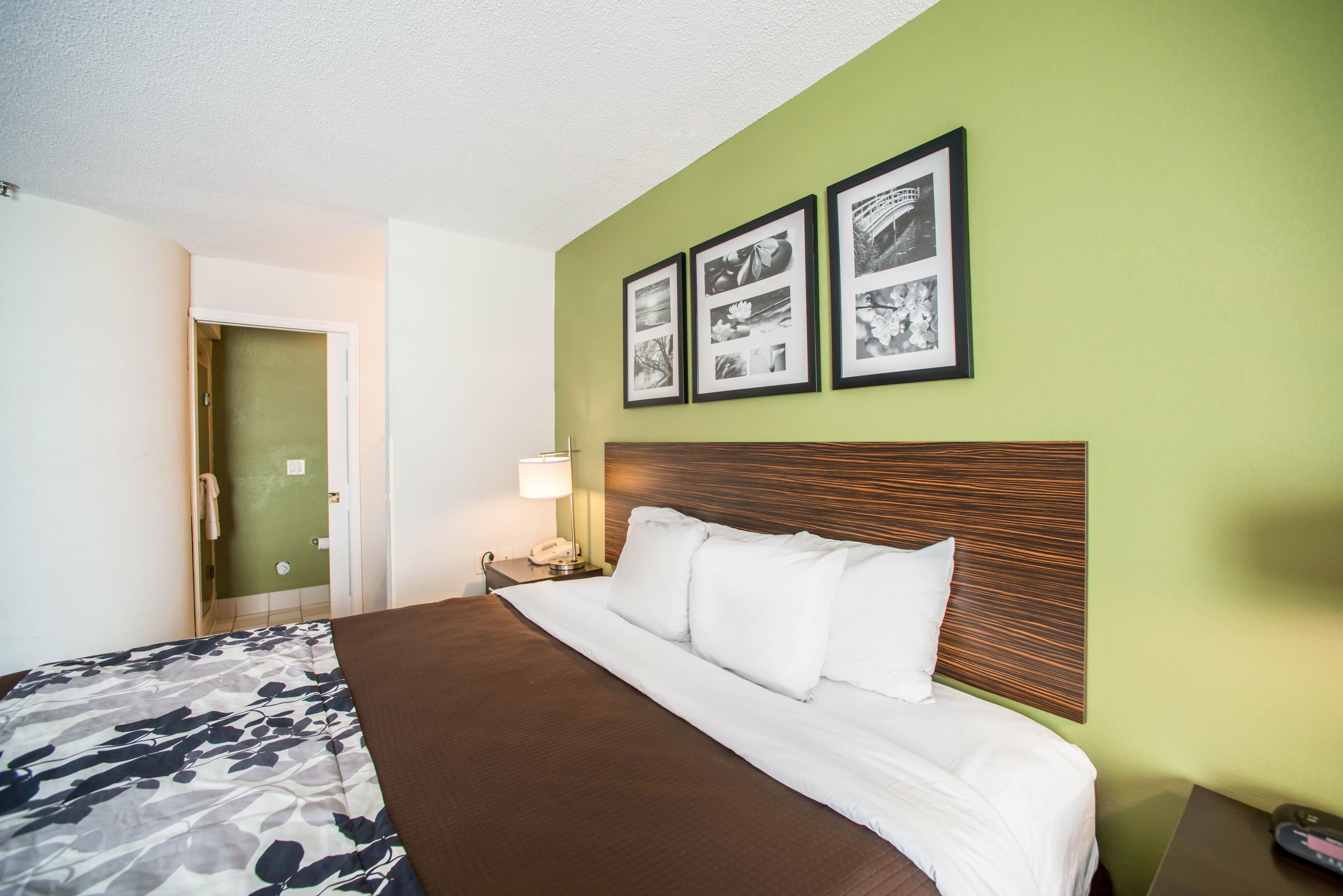 Sleep Inn Decatur I-72 - Image 5