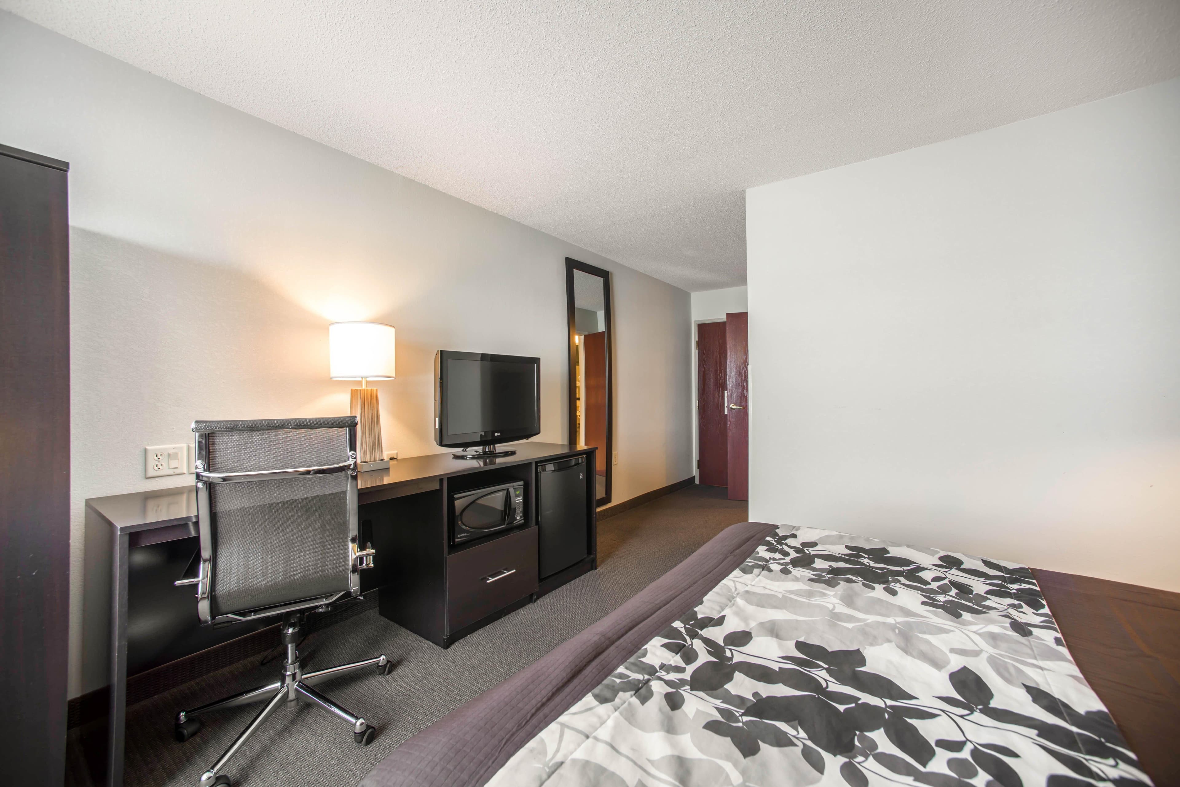 Sleep Inn Decatur I-72 — 9