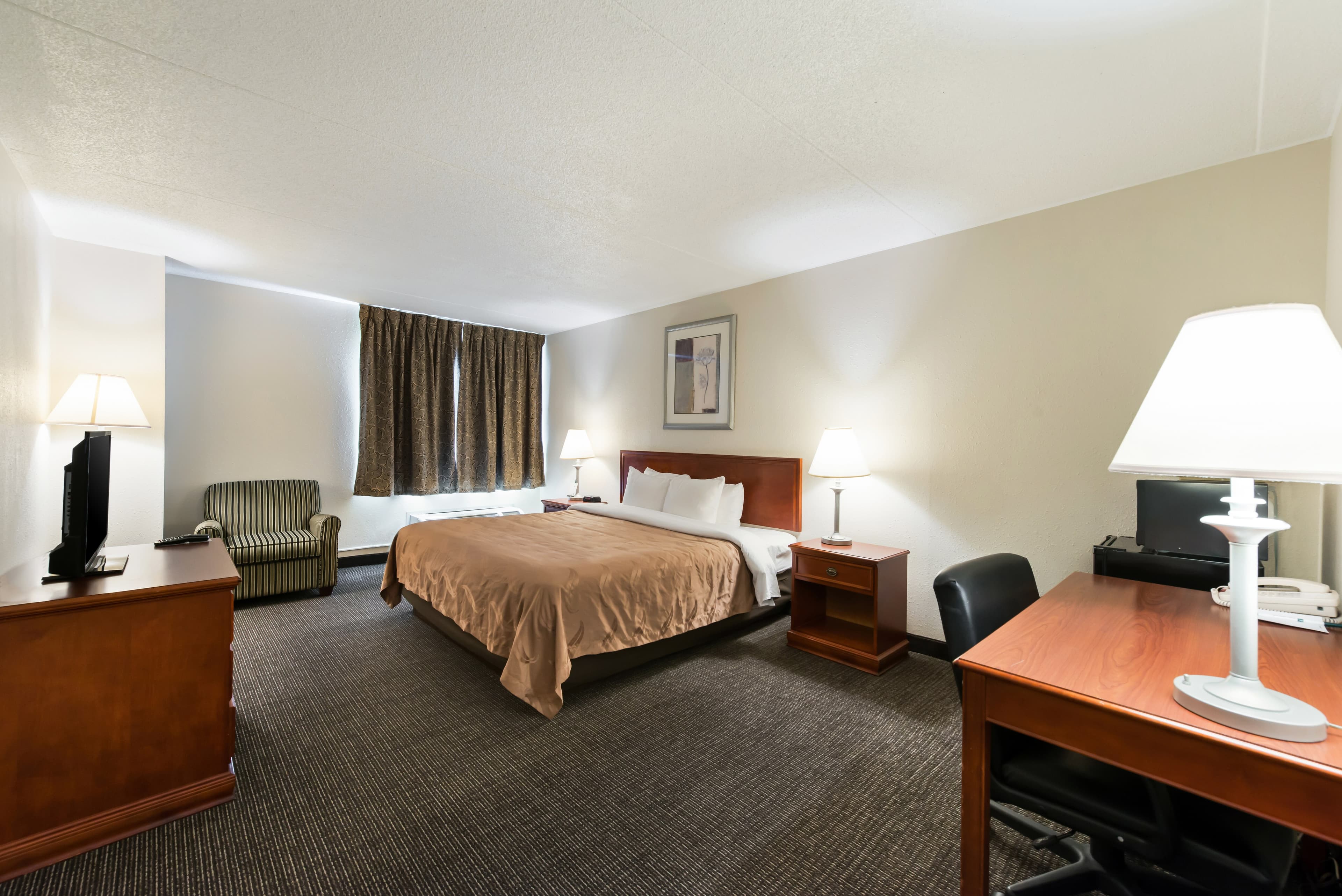 Quality Inn Bradley- Bourbonnais - Image 1
