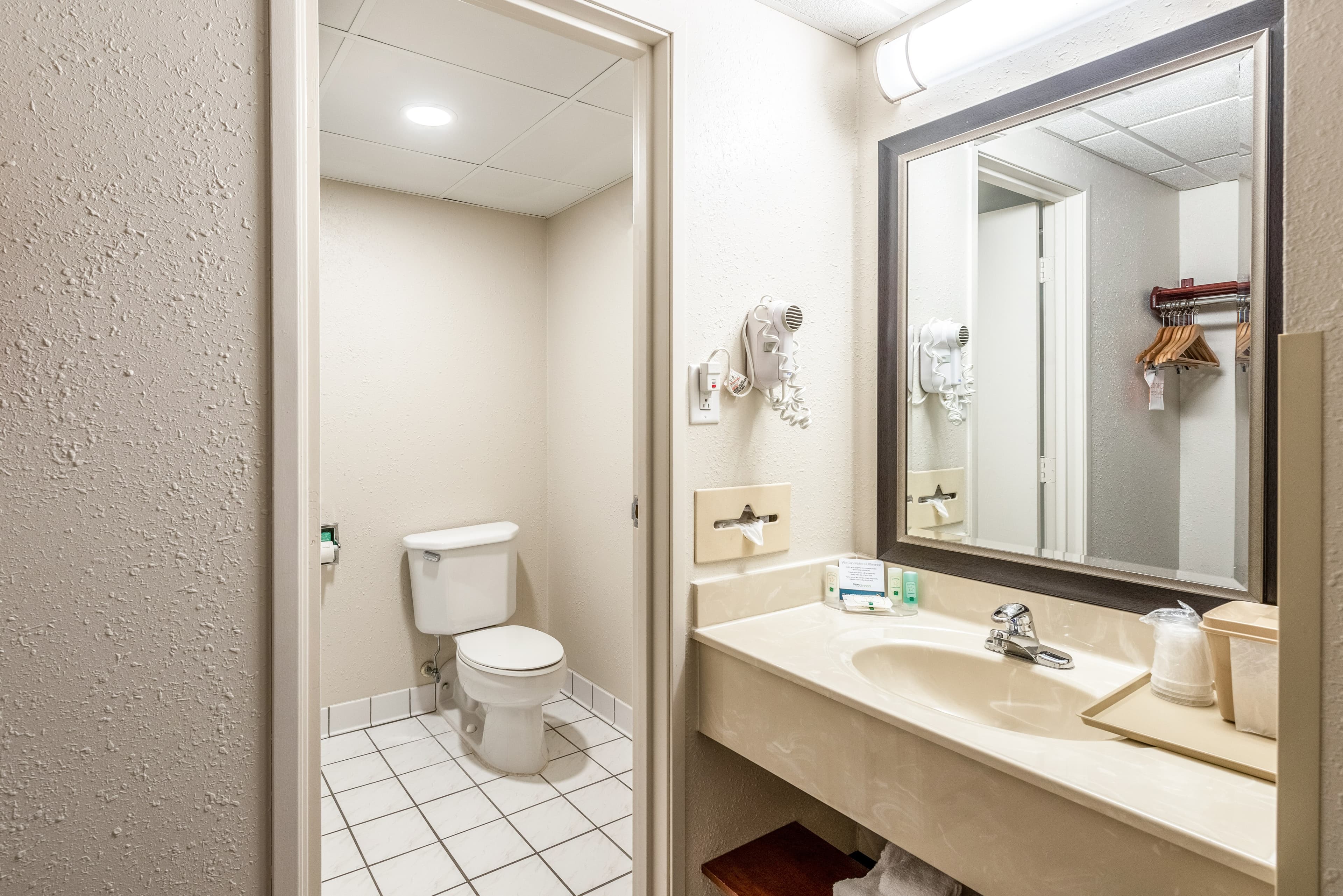 Quality Inn Bradley- Bourbonnais — 9
