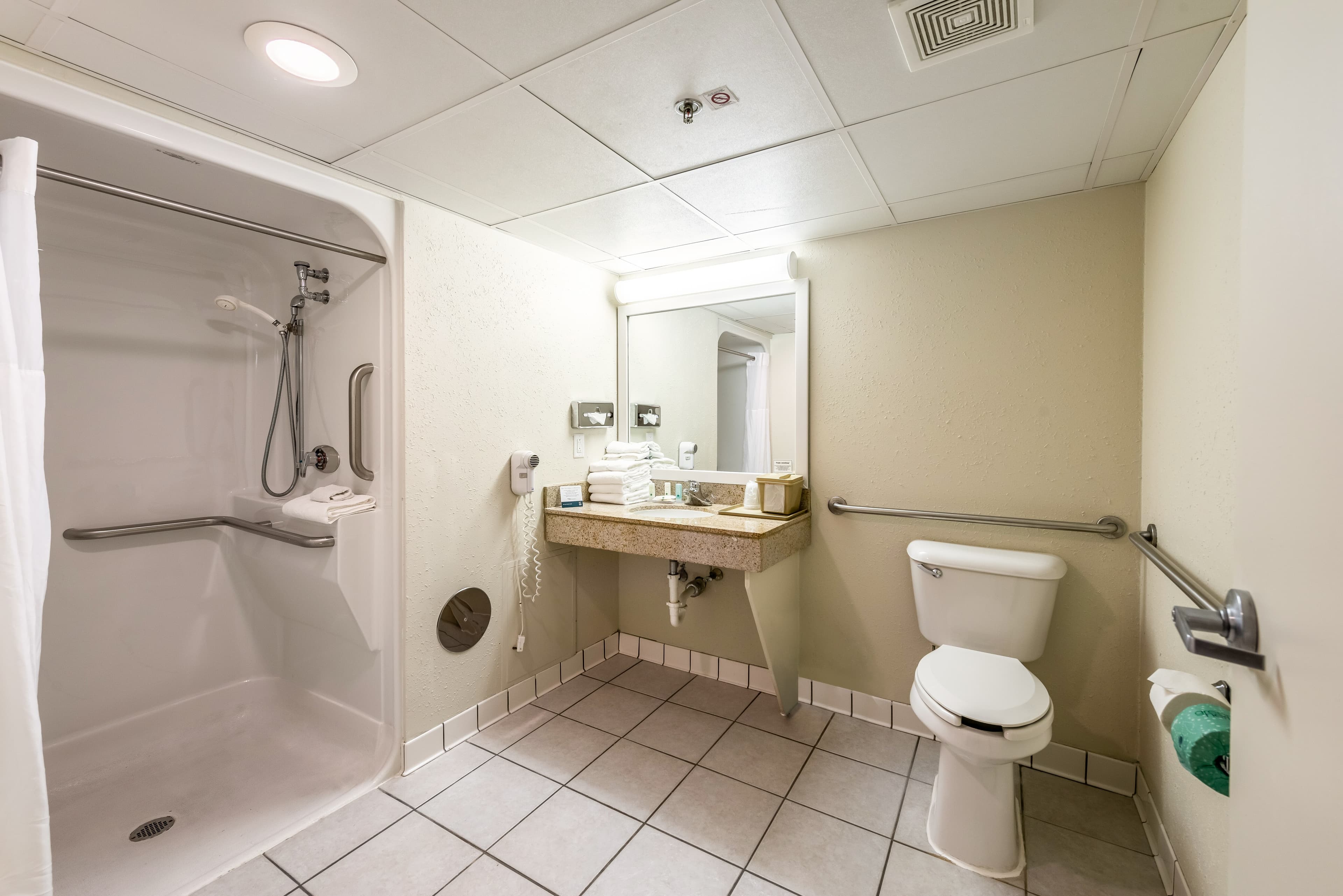 Quality Inn Bradley- Bourbonnais — 10