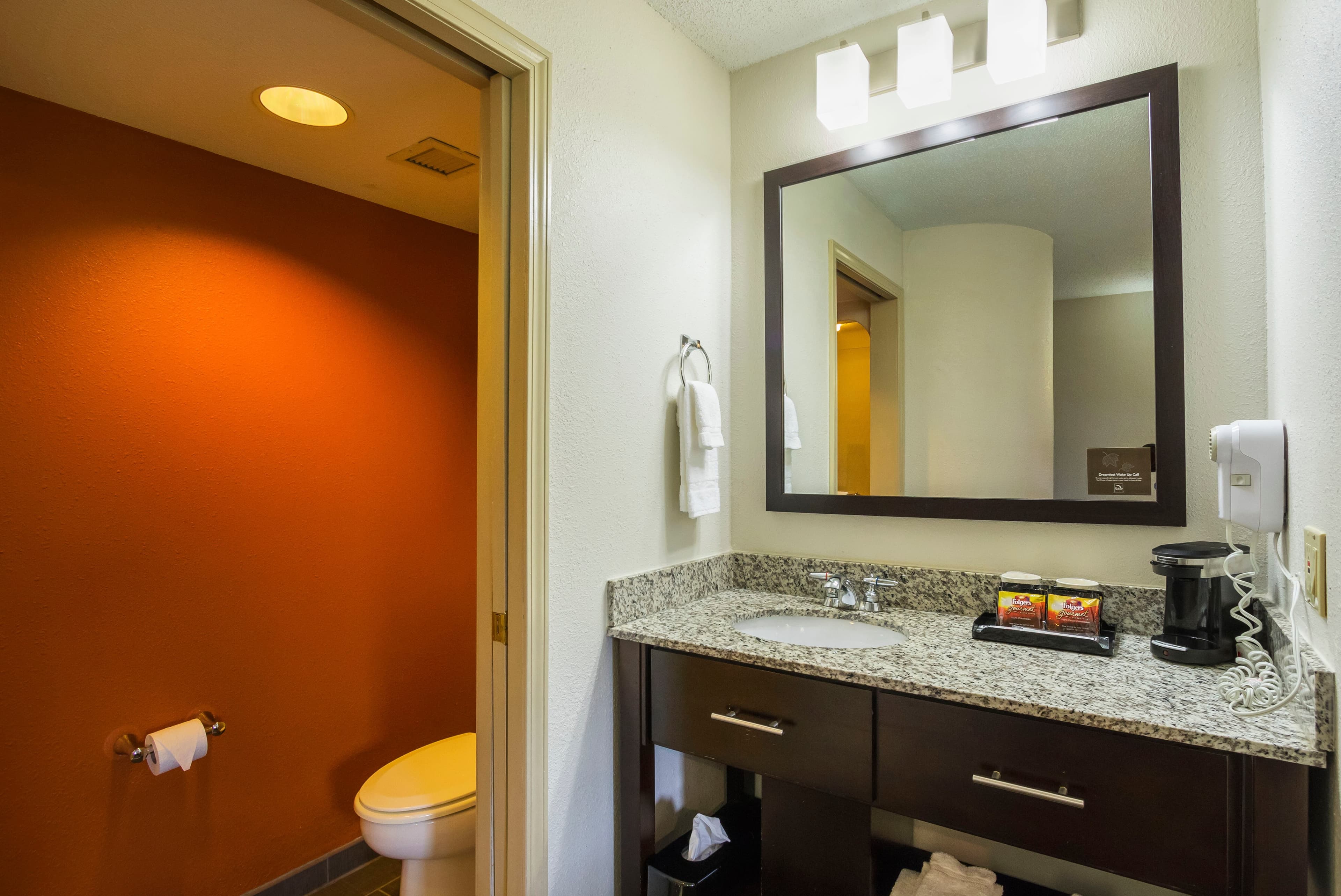 Sleep Inn & Suites - Image 4