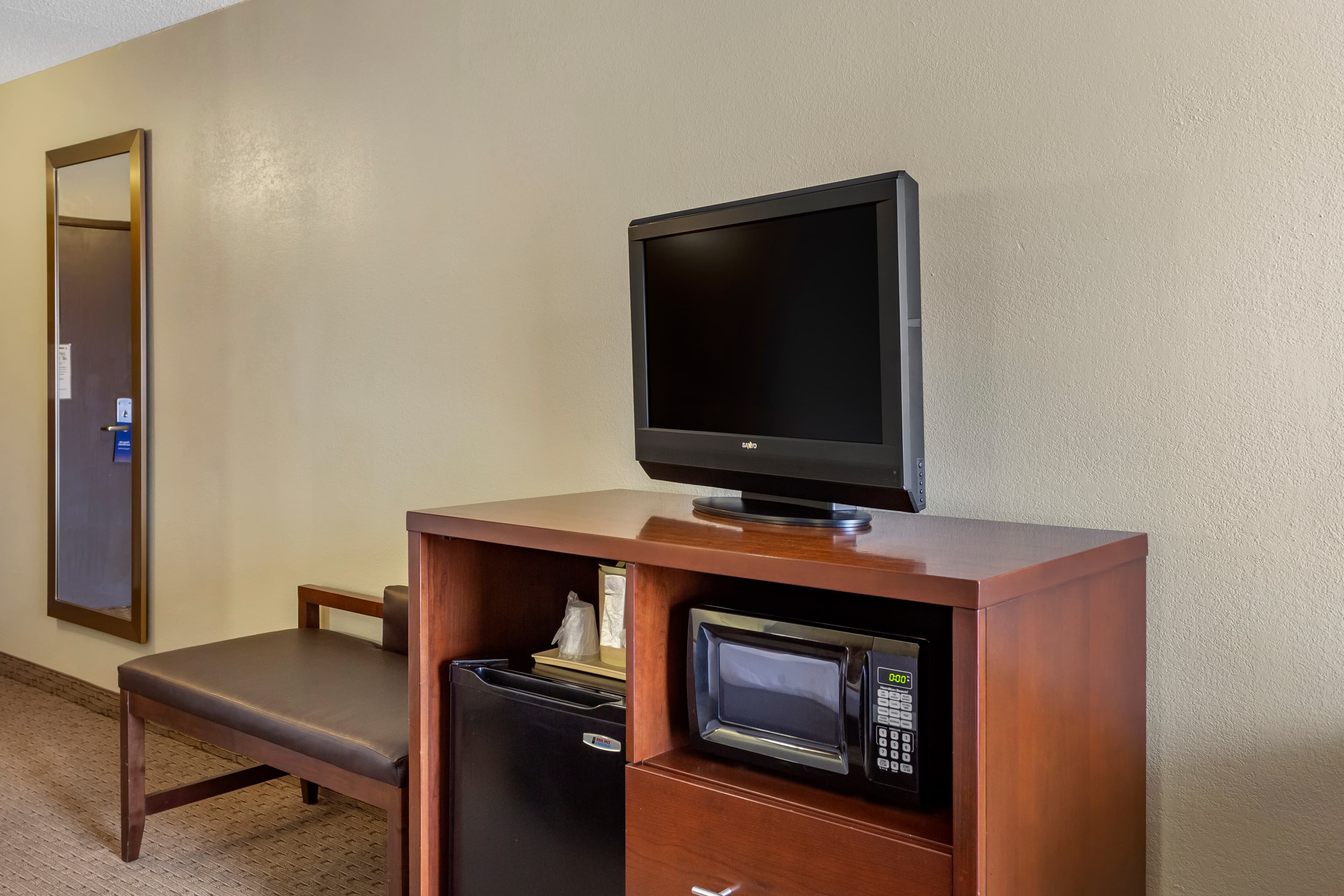 Comfort Inn & Suites Rochelle - DeKalb — 17