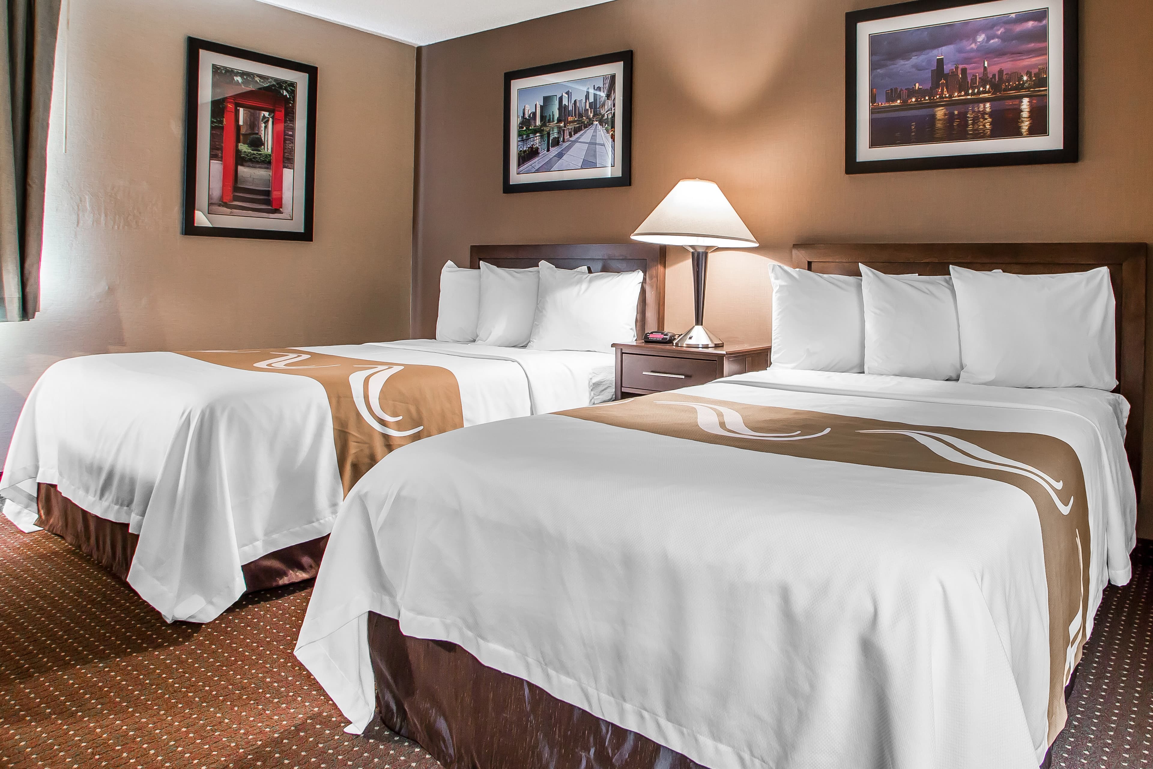 Quality Inn Elgin I-90 - Image 5