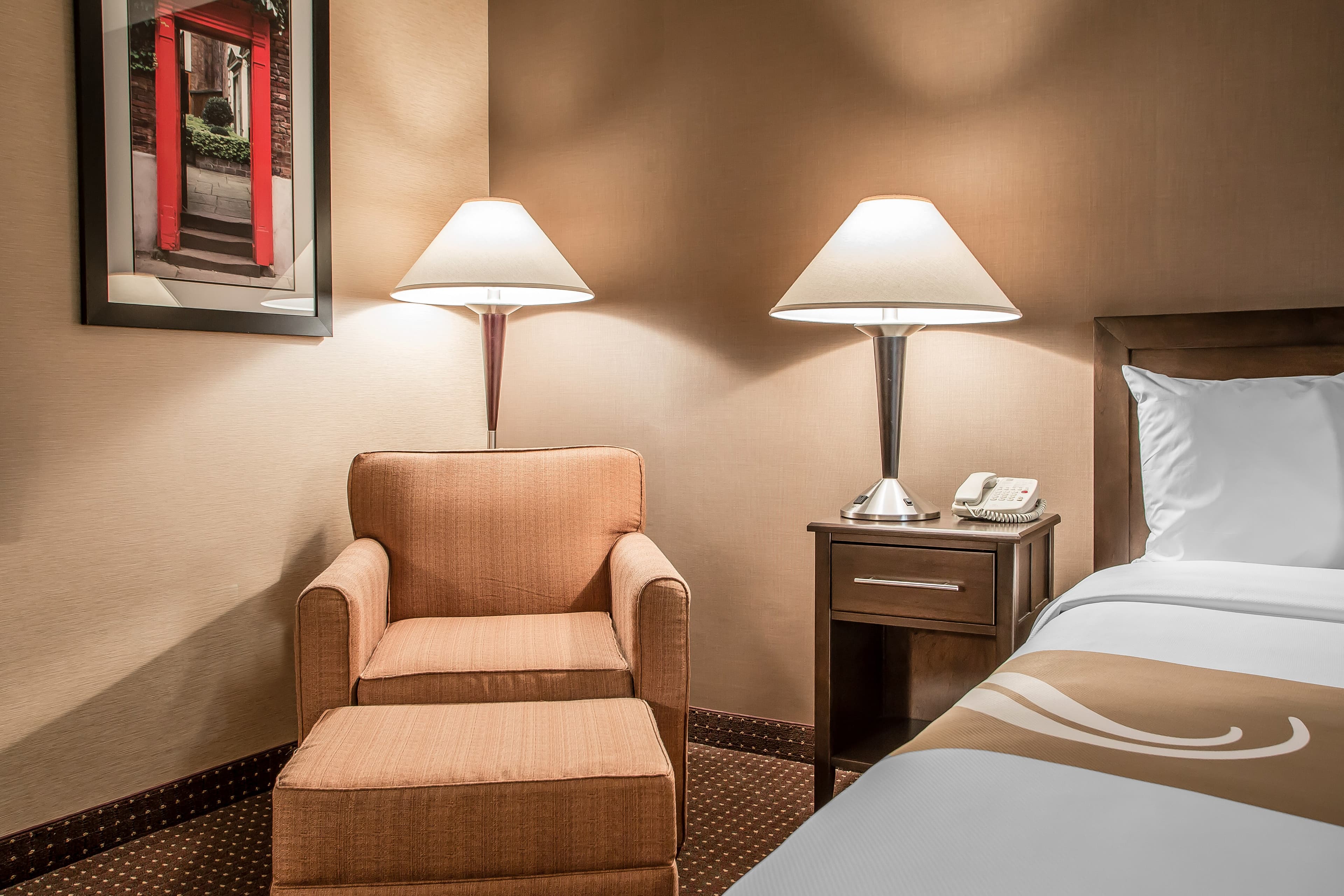Quality Inn Elgin I-90 — 6