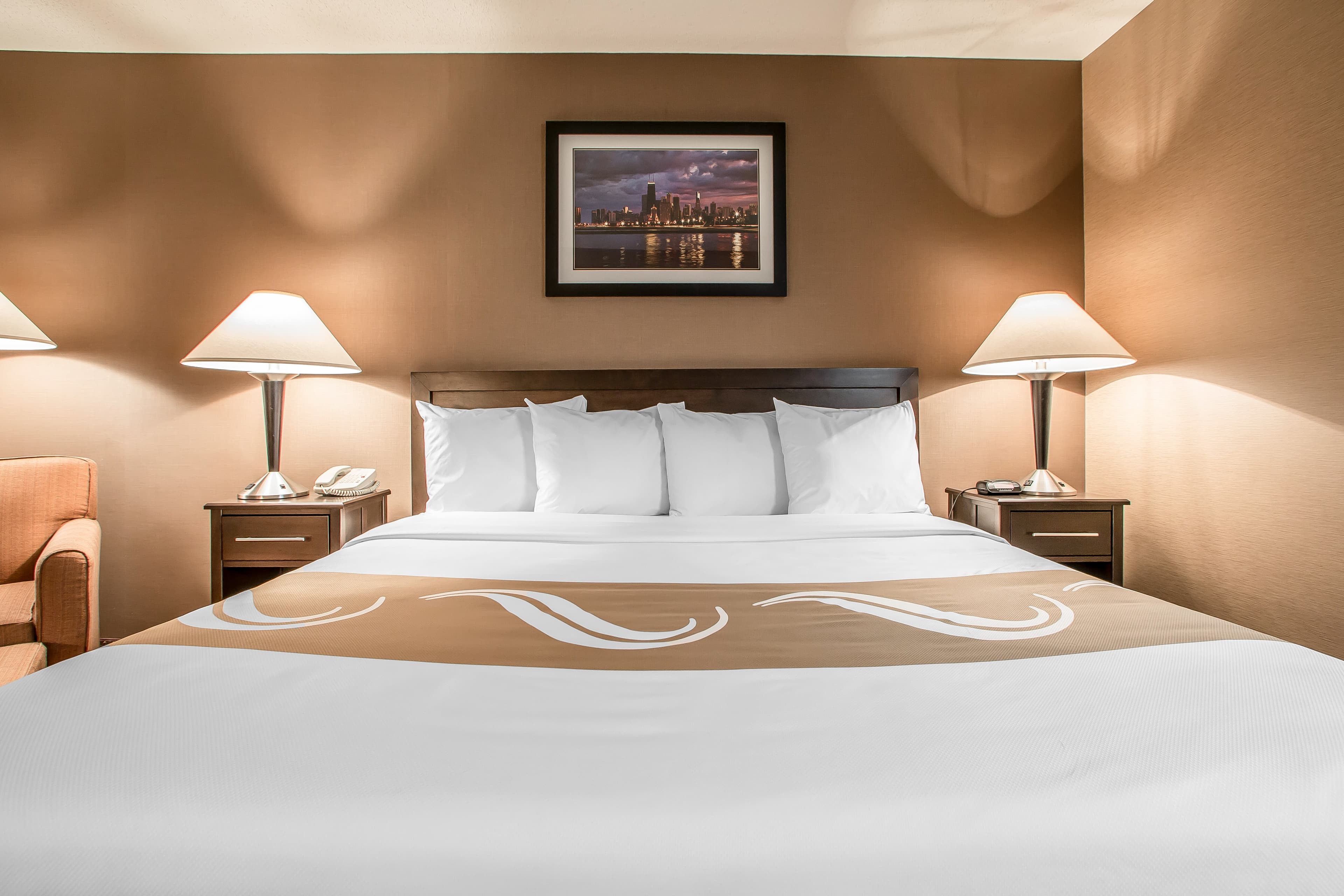 Quality Inn Elgin I-90 — 9