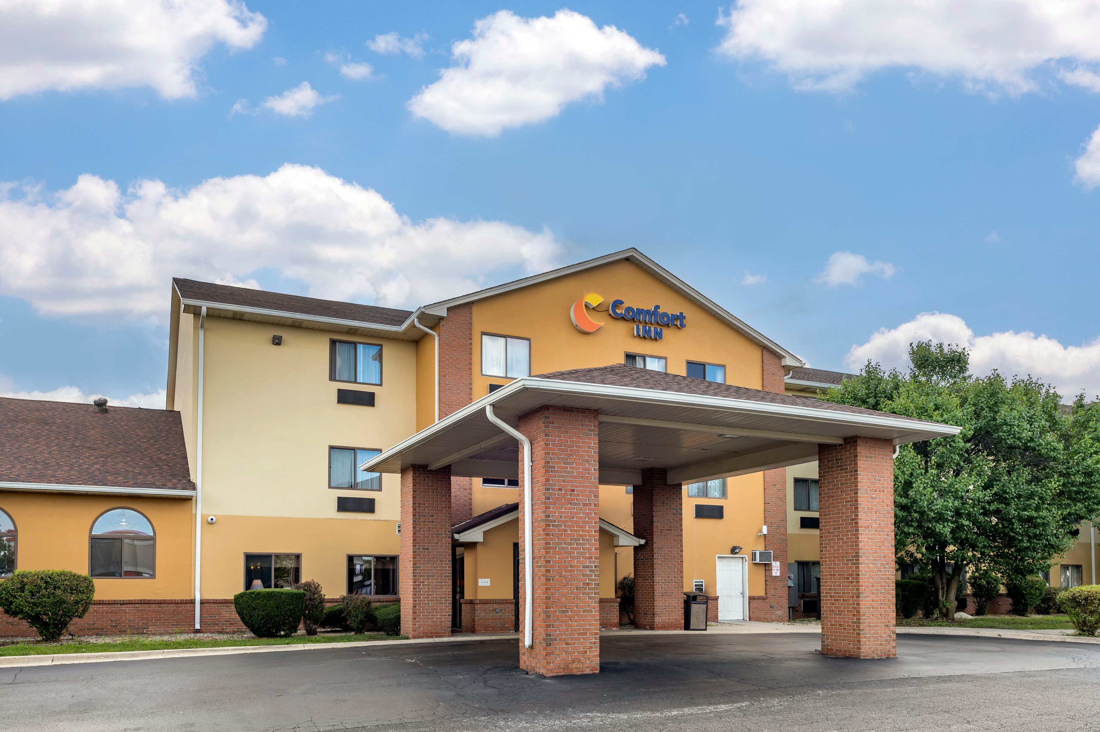 Comfort Inn Romeoville - Bolingbrook - Image 1