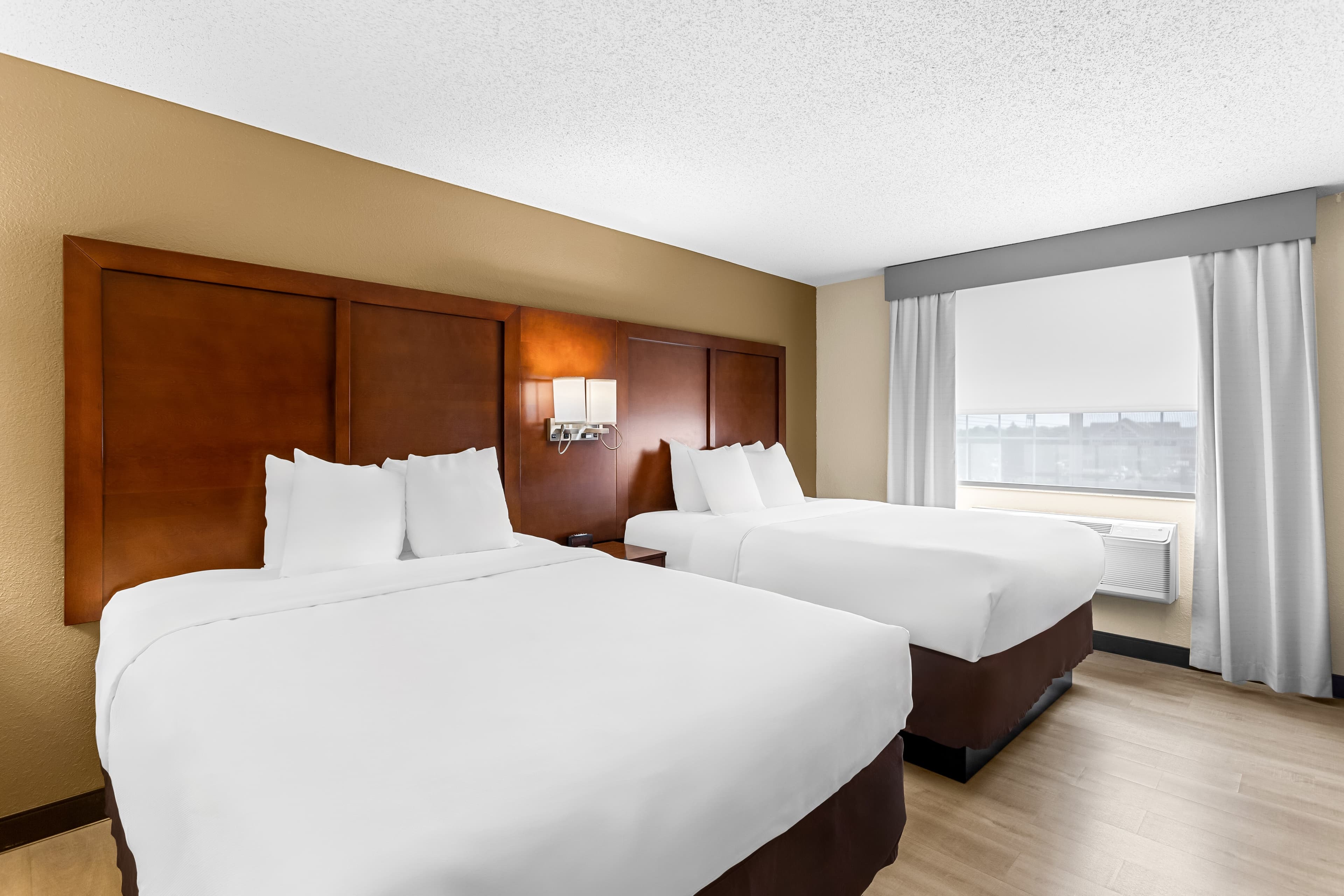 Comfort Suites Grayslake near Libertyville North — 31