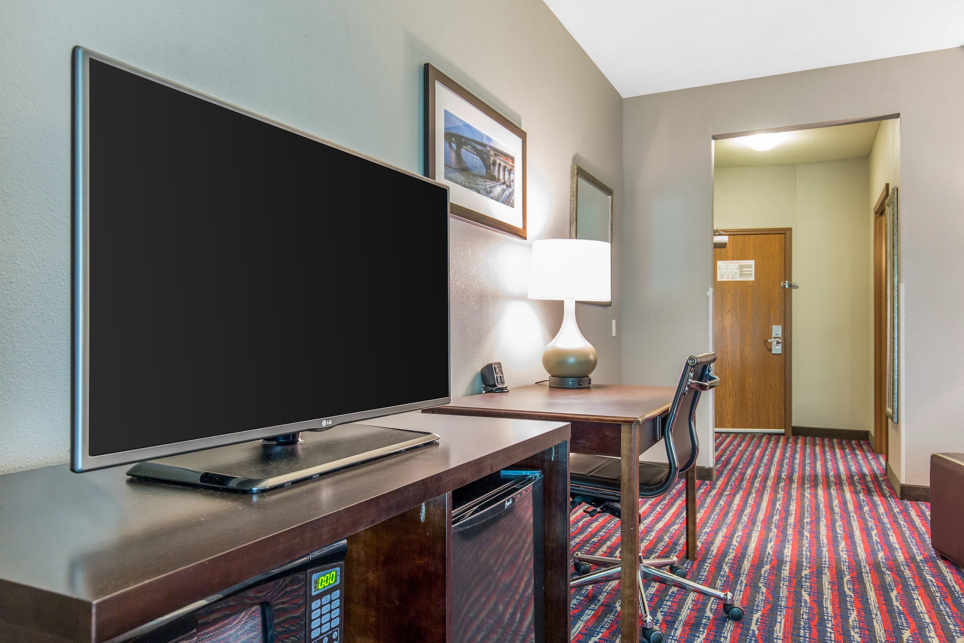 Comfort Suites Fairview Heights - St Louis - Image 5