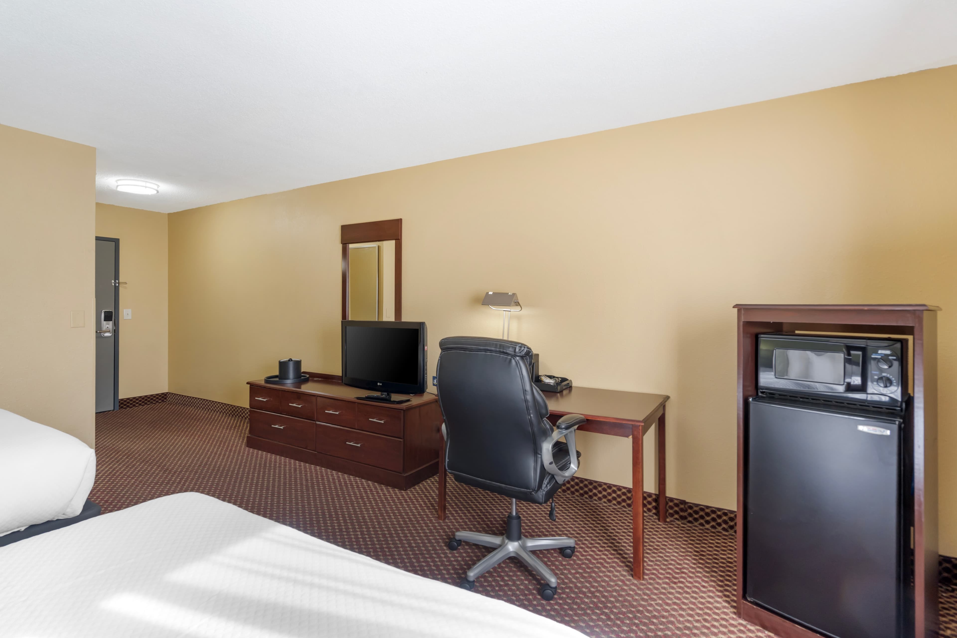 Quality Inn & Suites Bloomington University Area — 15