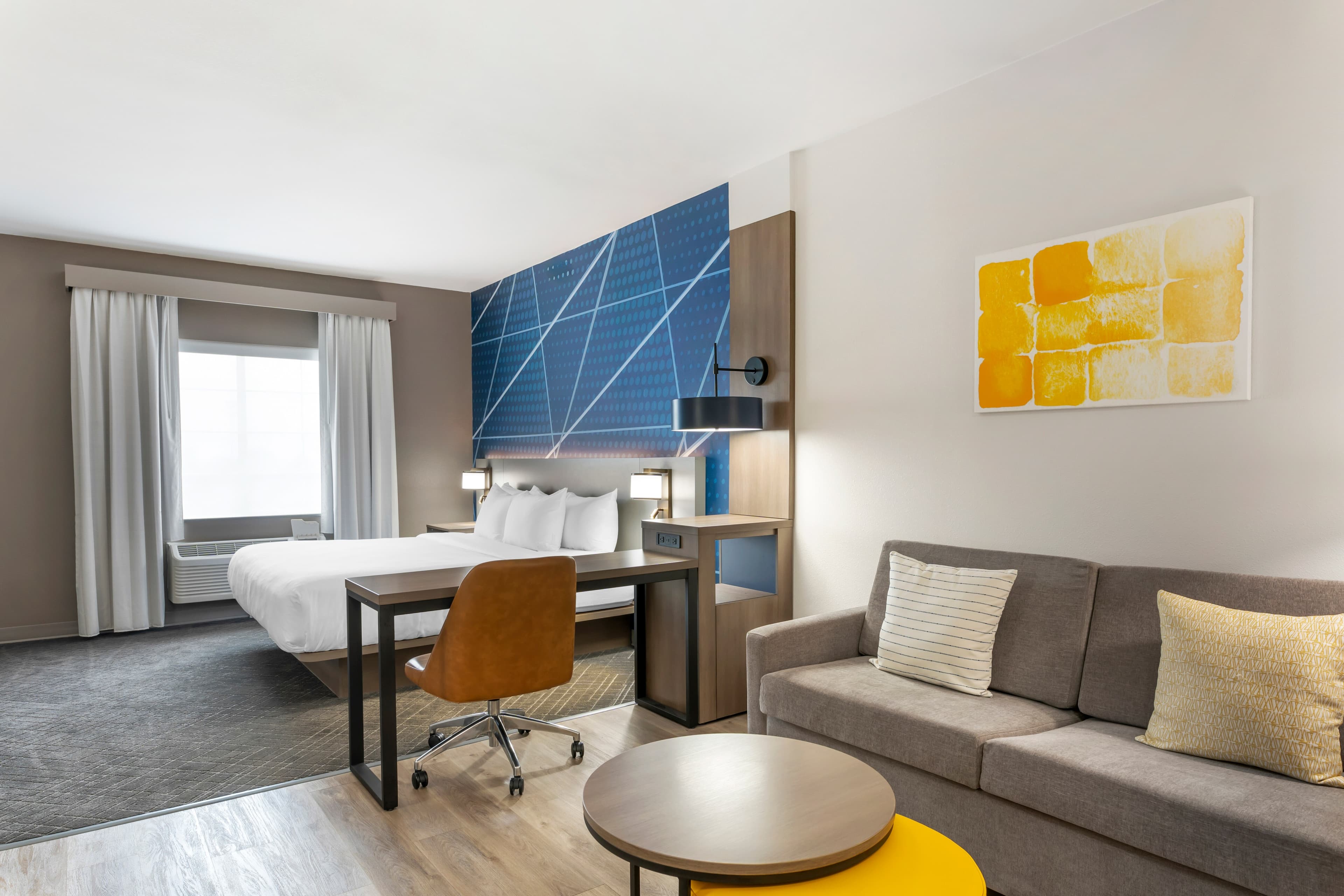 Comfort Suites Elgin Northwest — 9