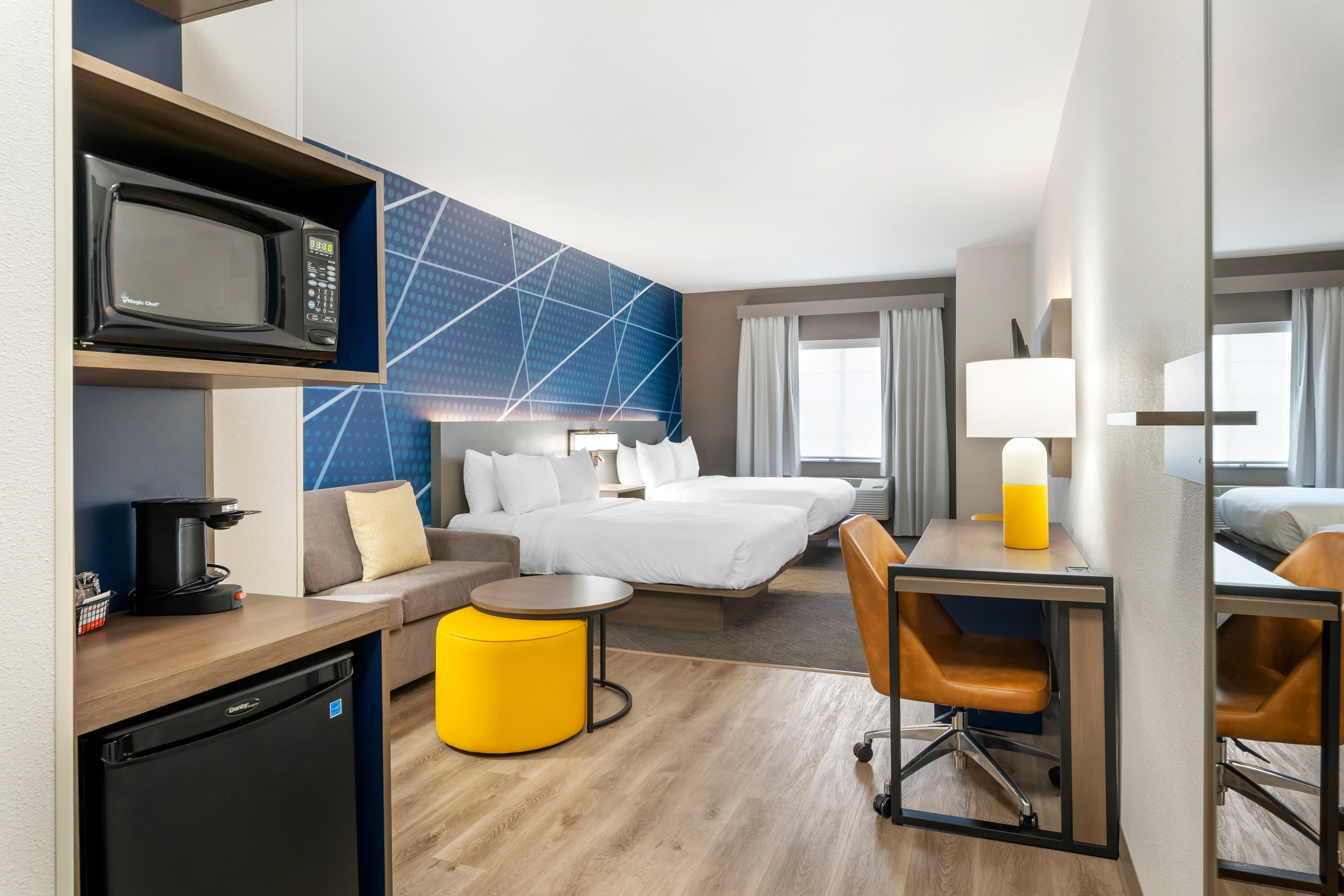 Comfort Suites Elgin Northwest — 12
