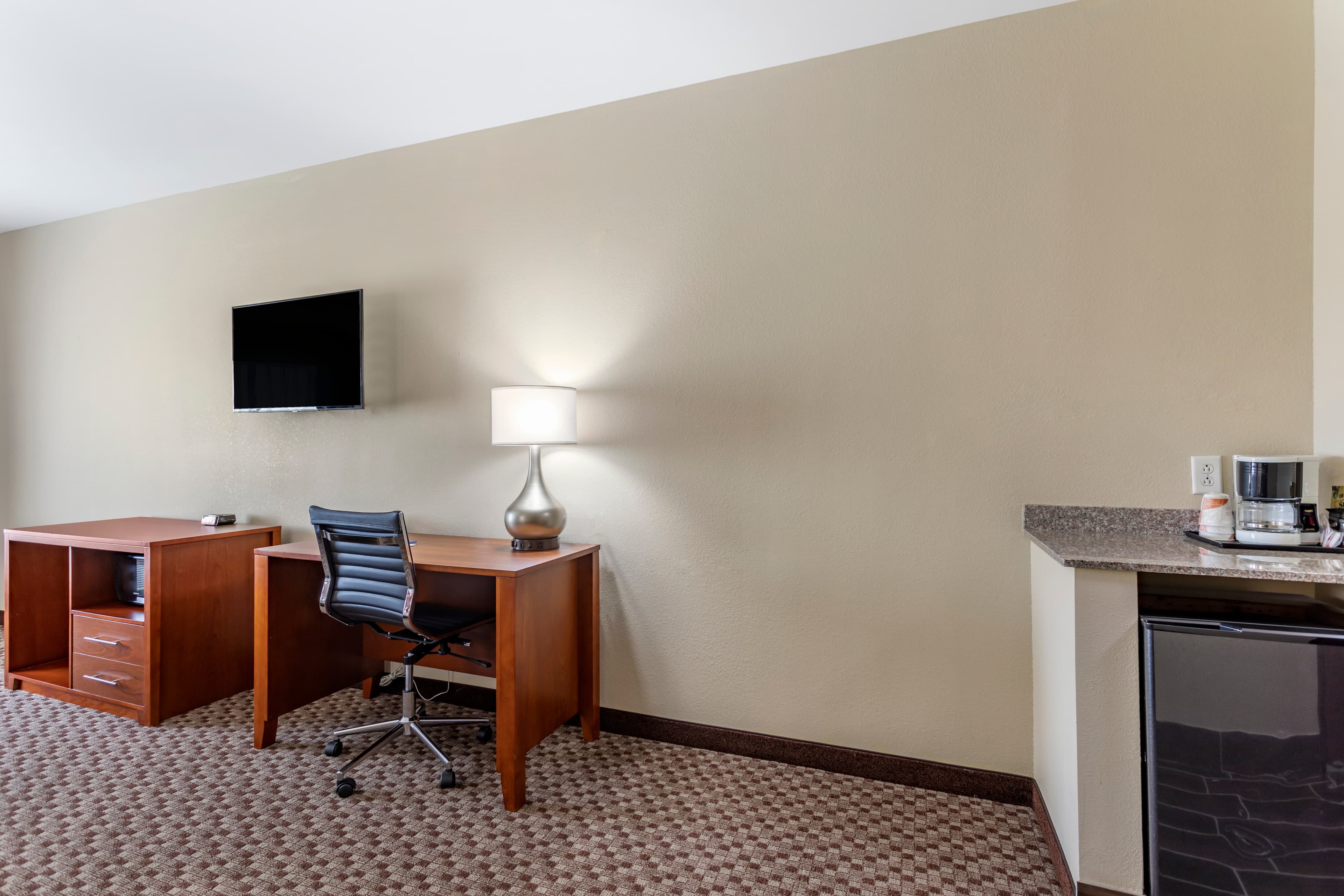 Comfort Inn & Suites Carbondale University Area - Image 3
