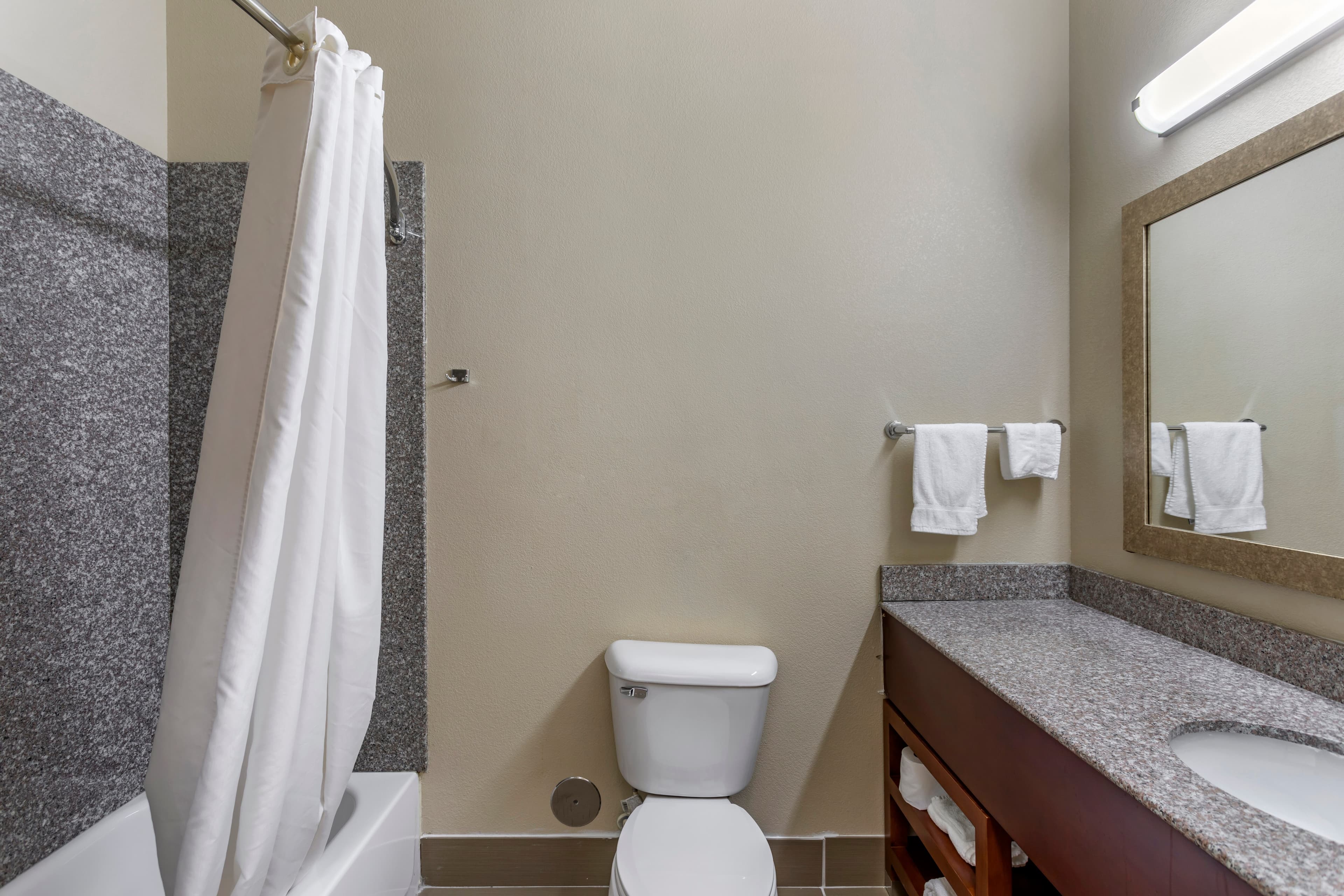 Comfort Inn & Suites Carbondale University Area — 17
