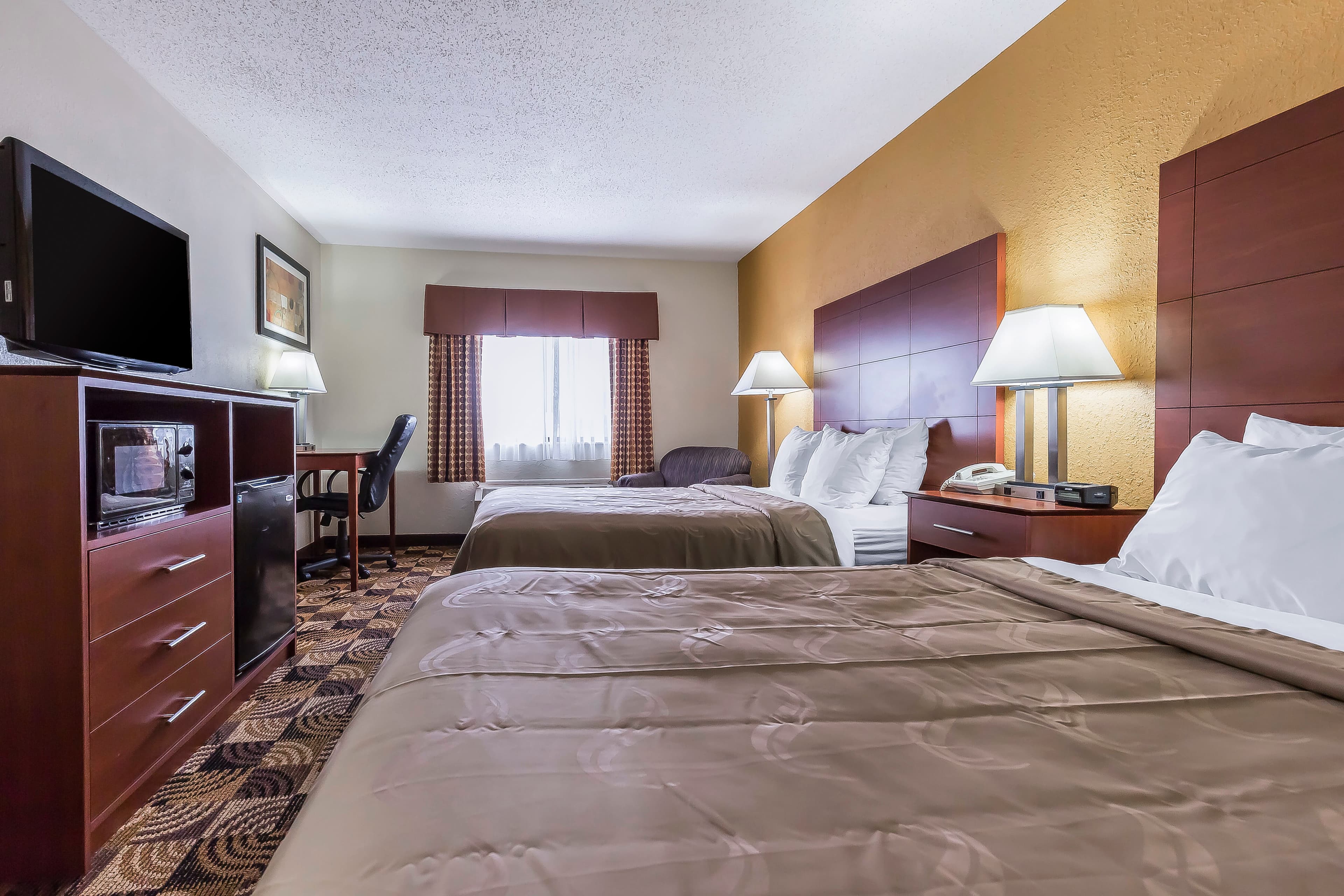 Quality Inn Sycamore - DeKalb - Image 5