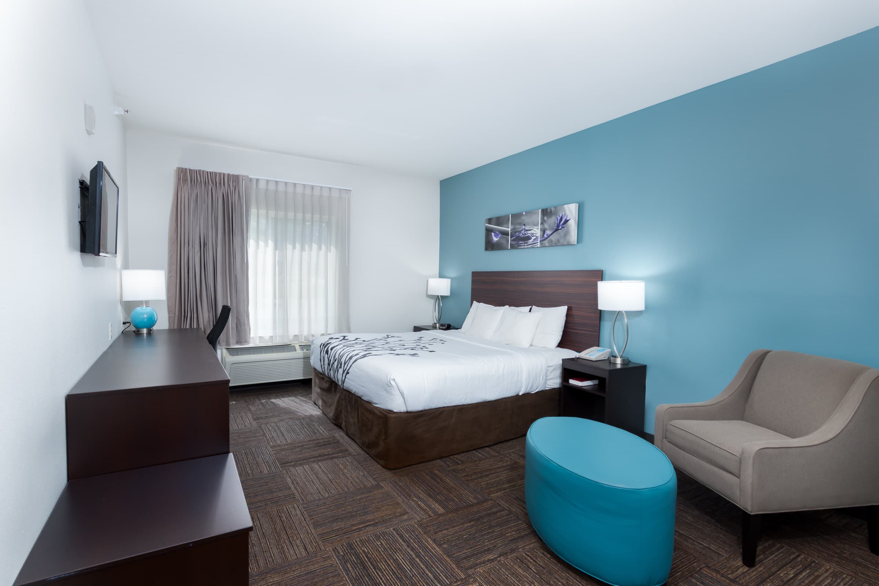 Sleep Inn & Suites Washington near Peoria - Image 4