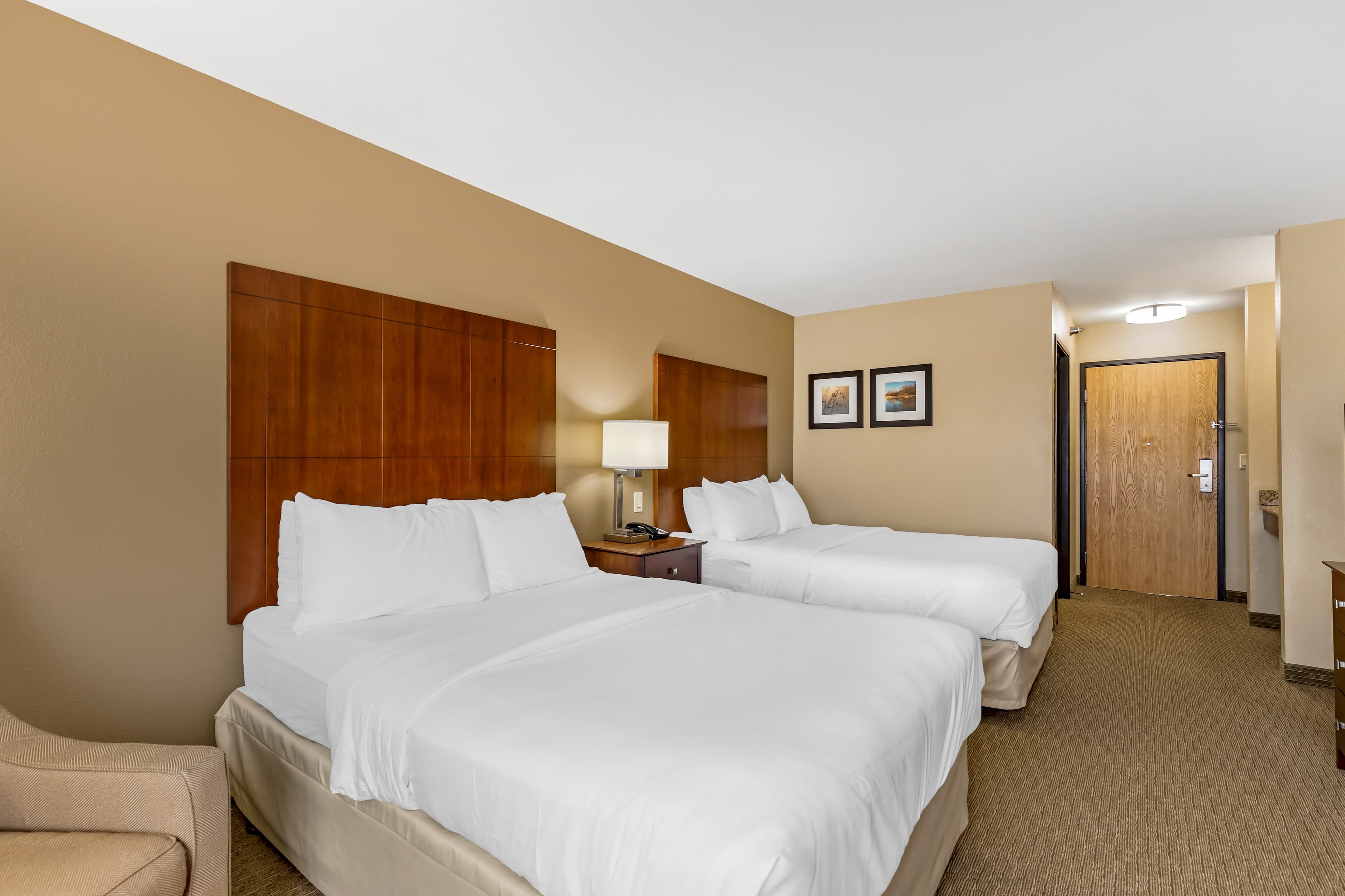 Comfort Inn & Suites East Moline near I-80 — 7