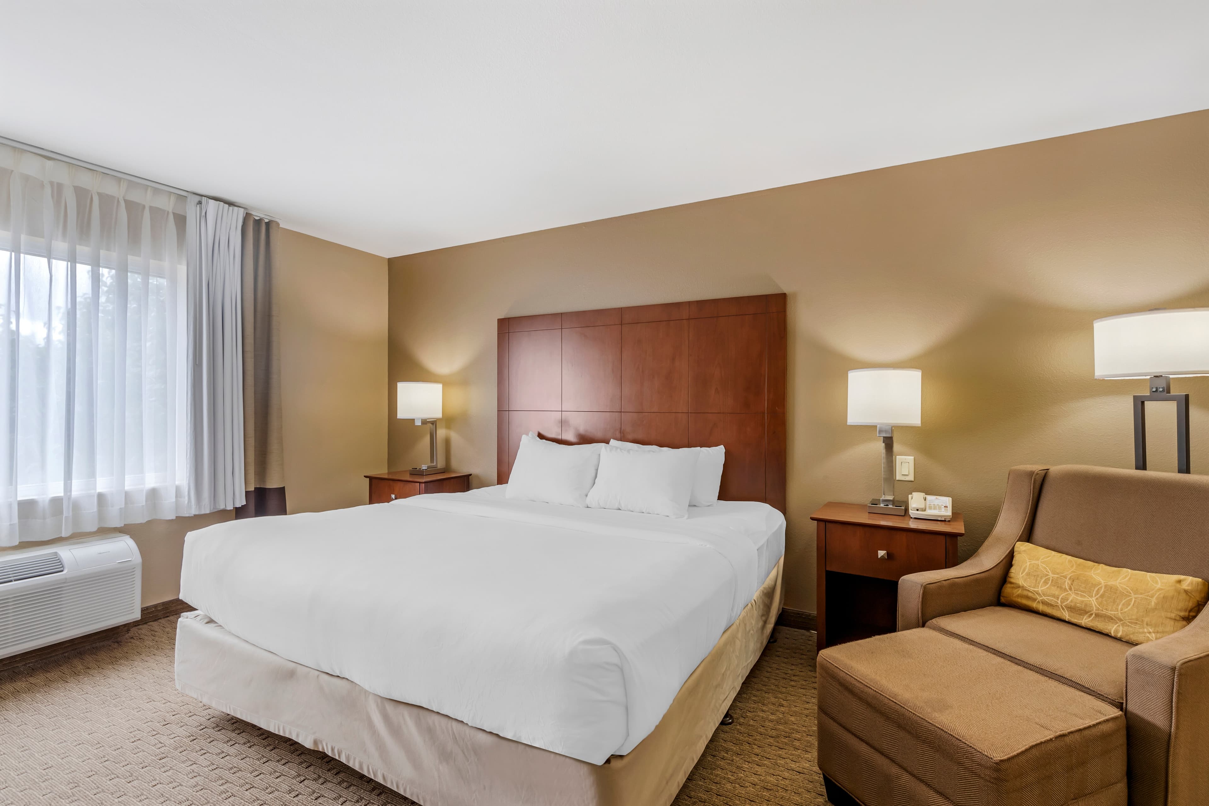 Comfort Inn & Suites East Moline near I-80 — 19