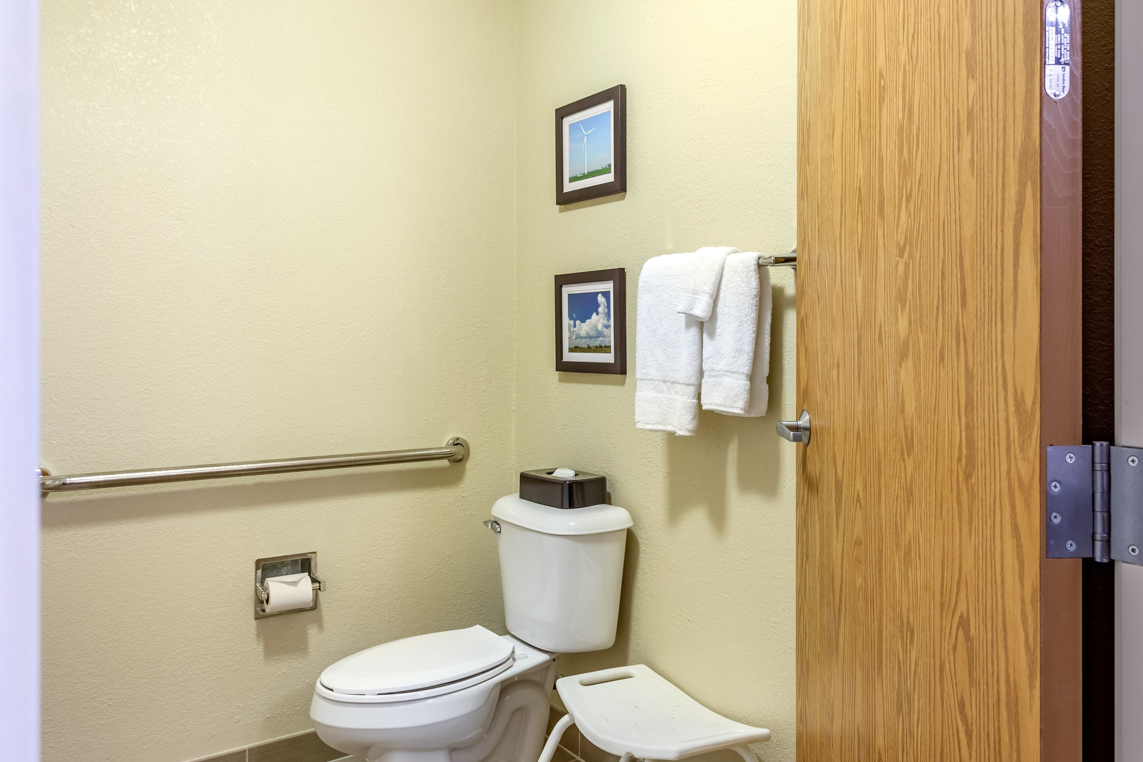 Comfort Inn DeKalb - University Area - Image 2