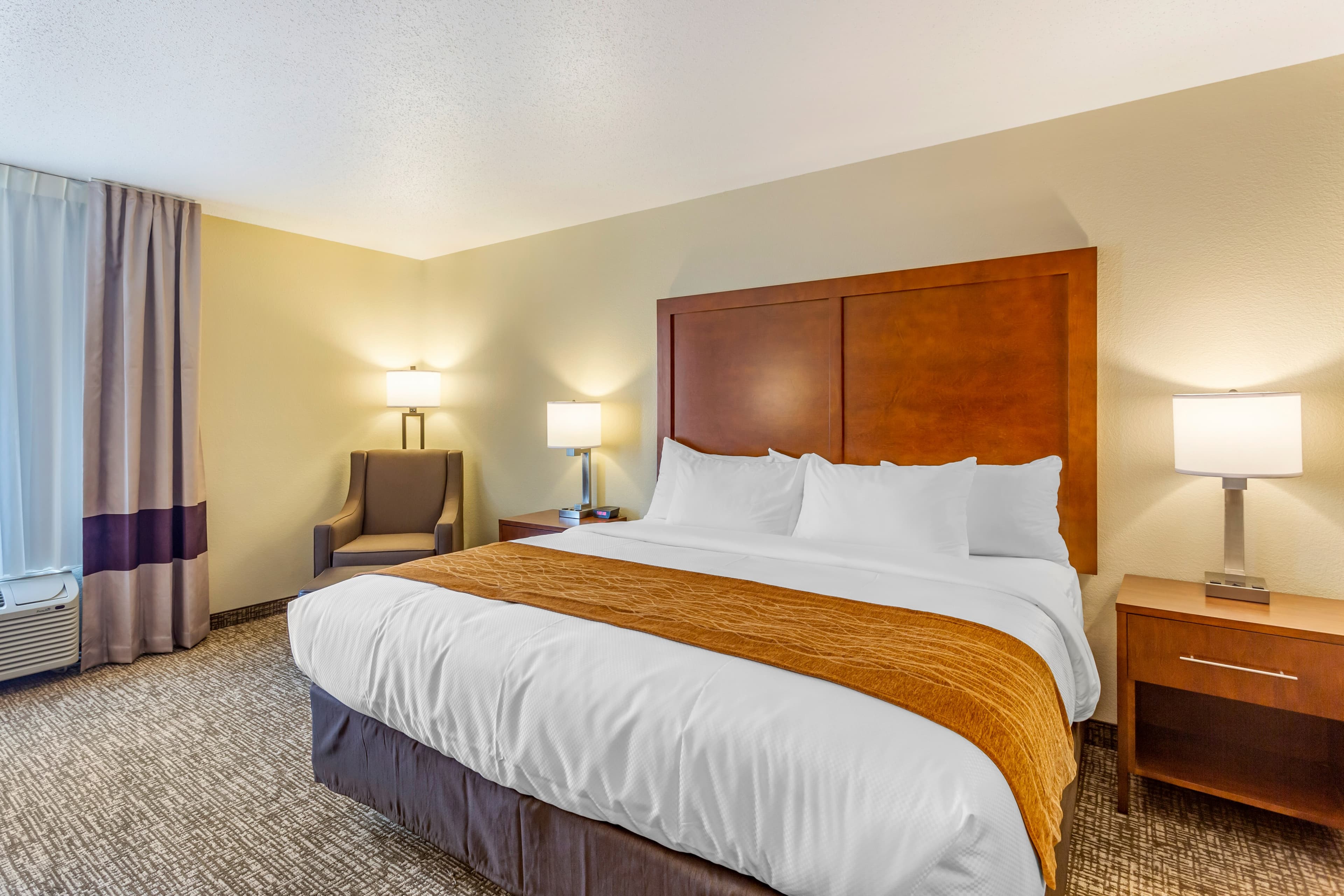 Comfort Inn DeKalb - University Area — 11