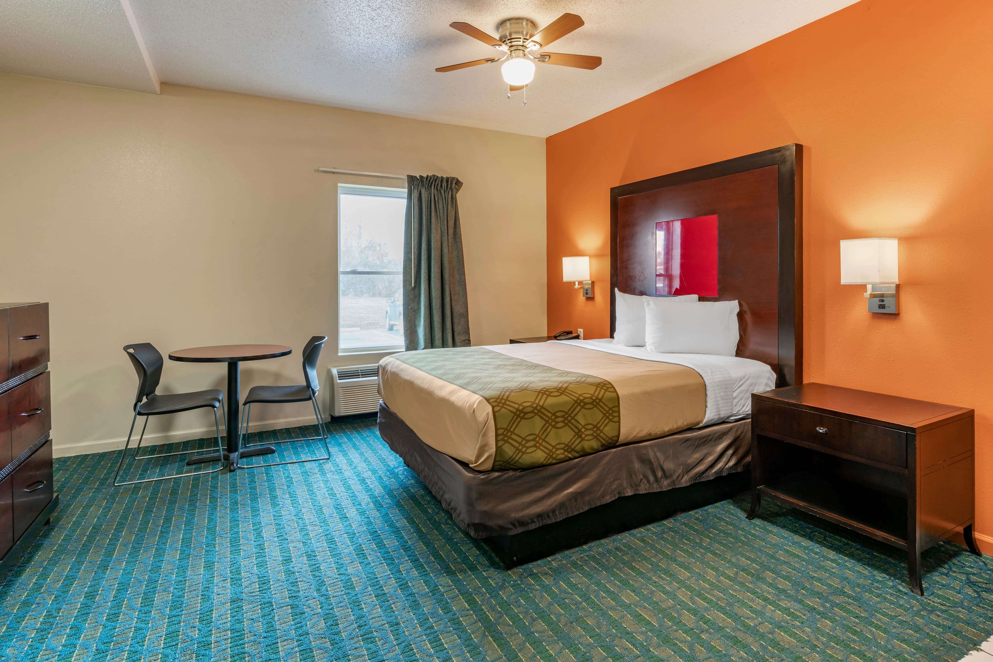 Econo Lodge Inn & Suites Granite City - St. Louis - Image 5