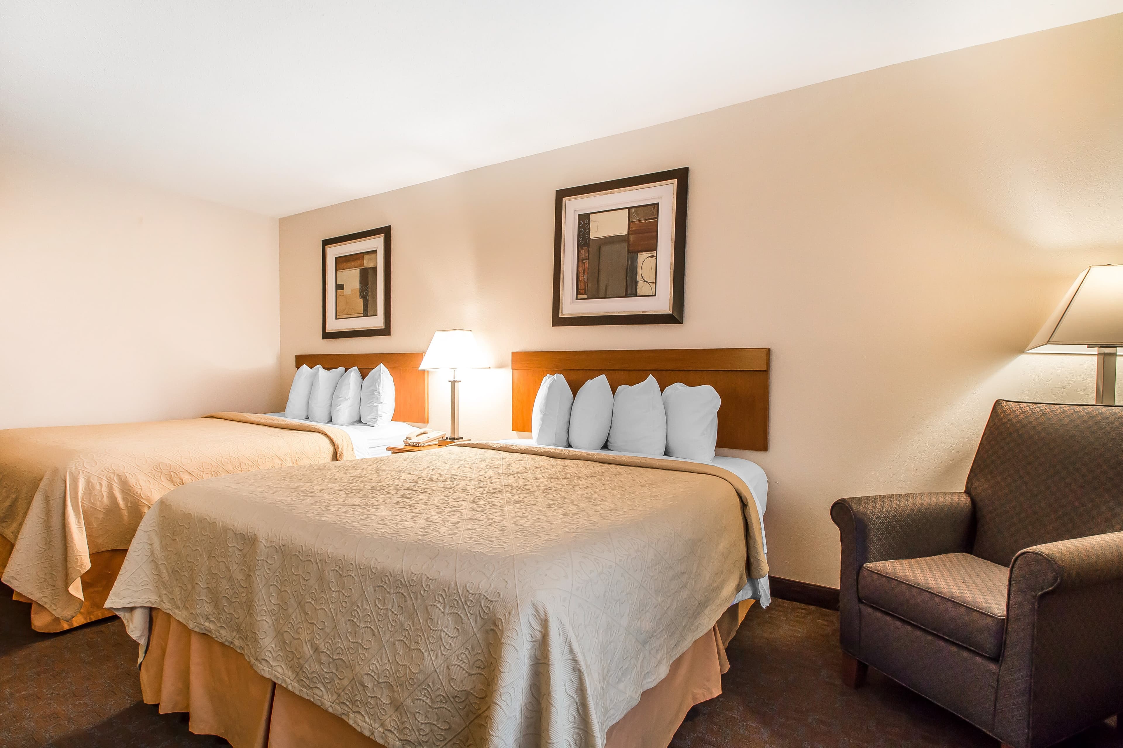Quality Inn Morris I-80 — 13
